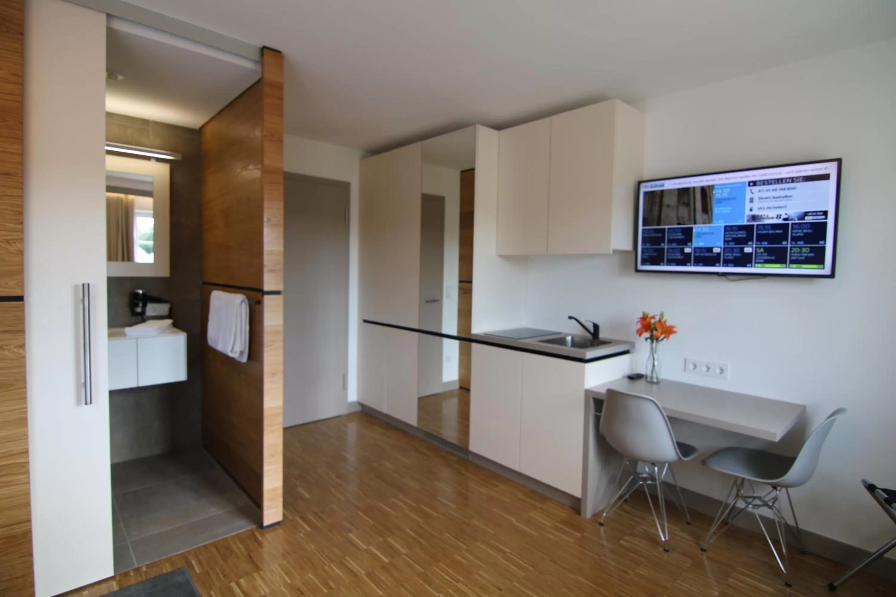 Photo of the whole room in BA Hotel by WMM Hotels