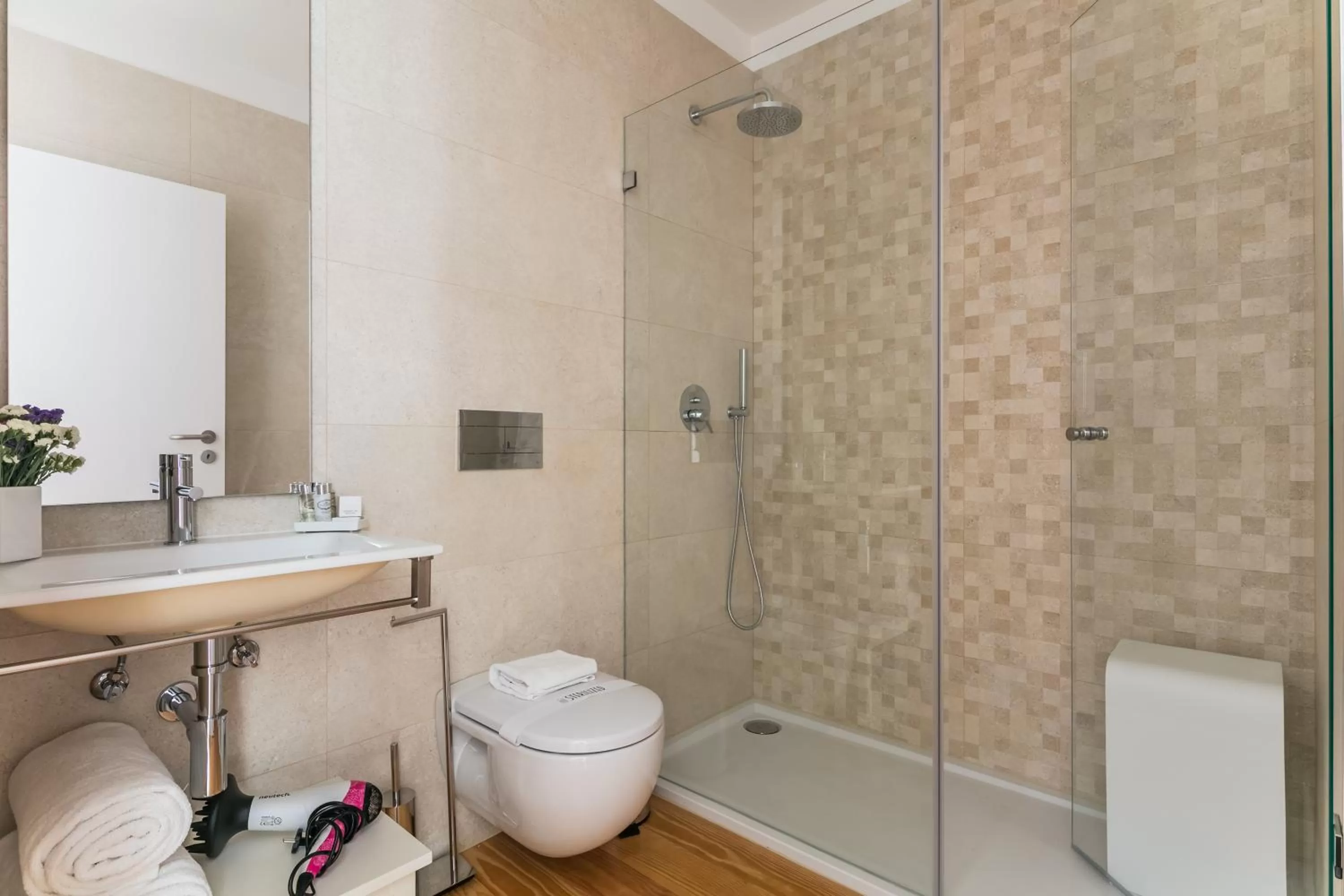 Bathroom in Porto River