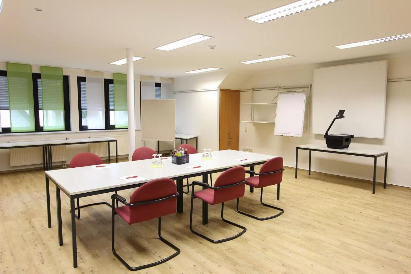 Meeting/conference room in Akzent Hotel Jonathan