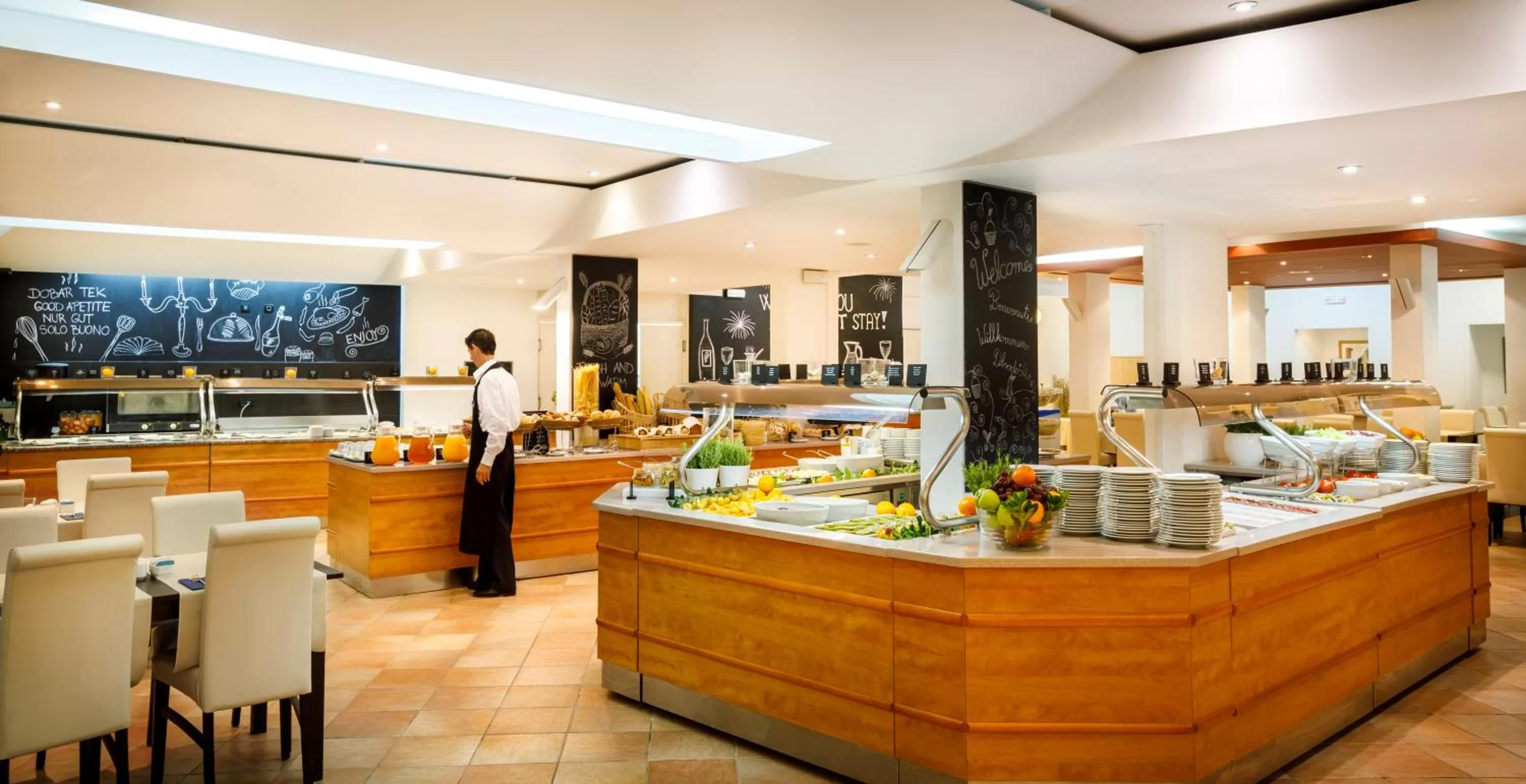 Buffet breakfast in Maistra Select Pineta Hotel