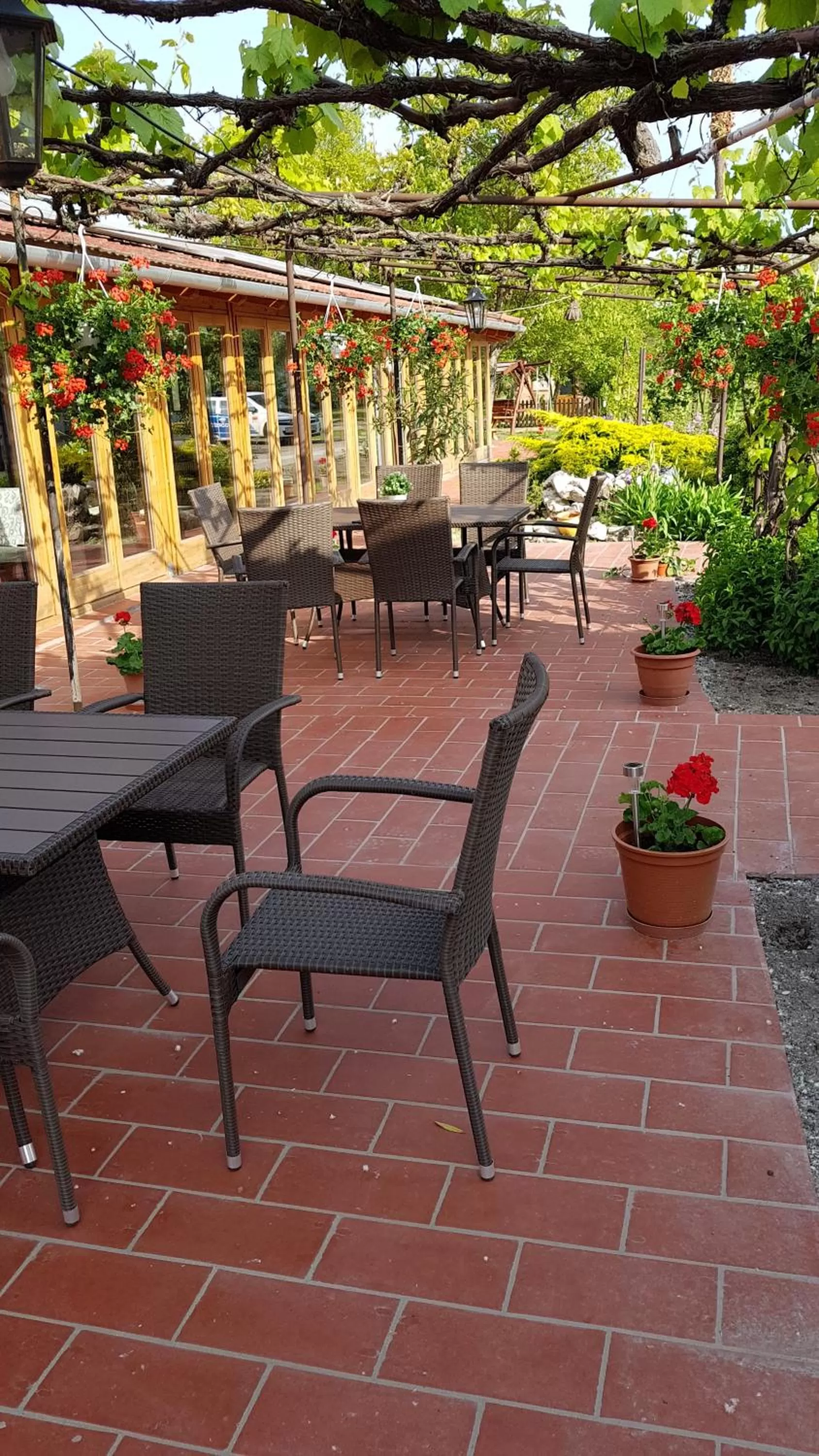 Restaurant/places to eat in Bauer Resort Countryside Retreat