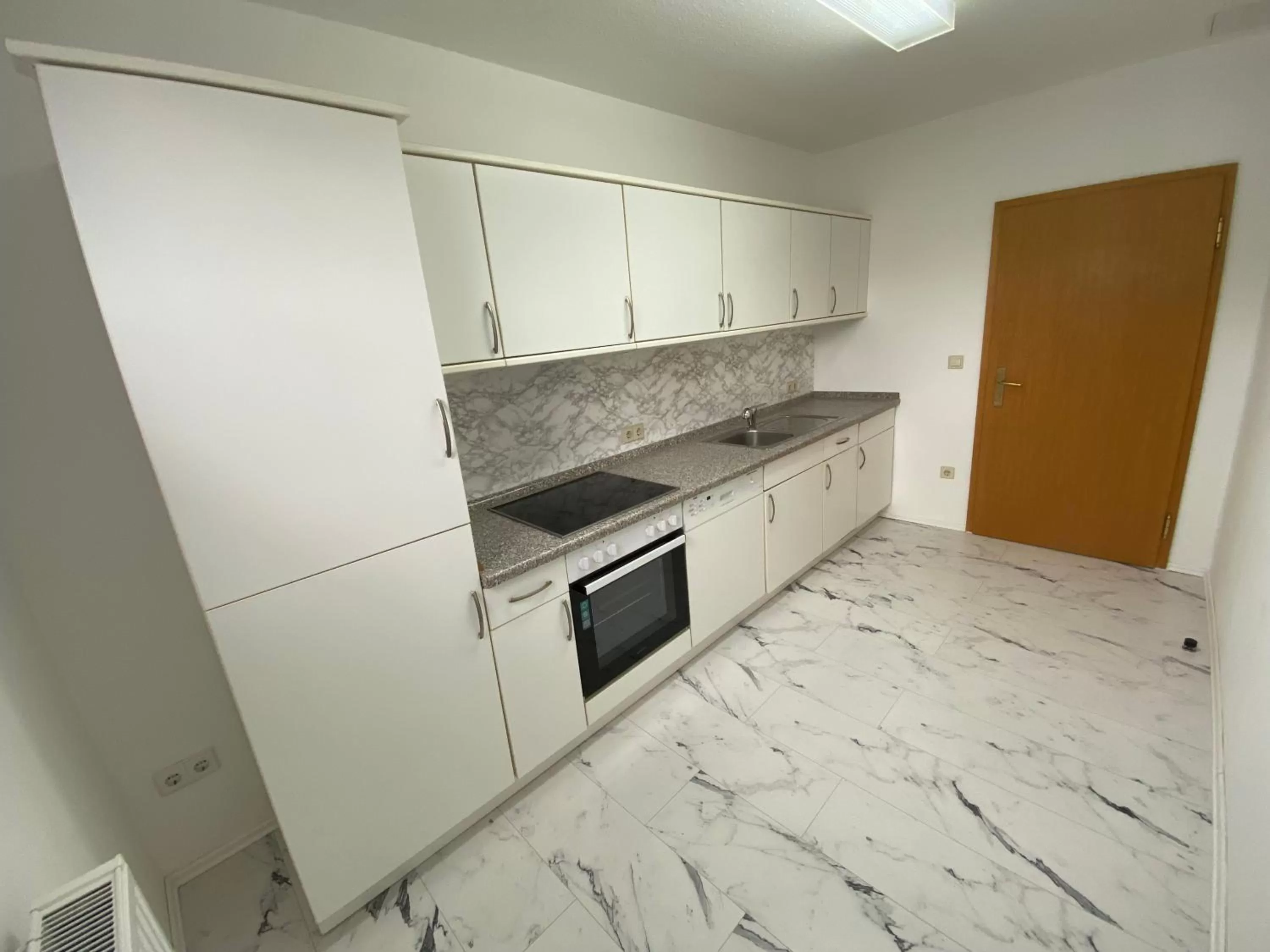 Kitchen or kitchenette in Hotel Bielatal