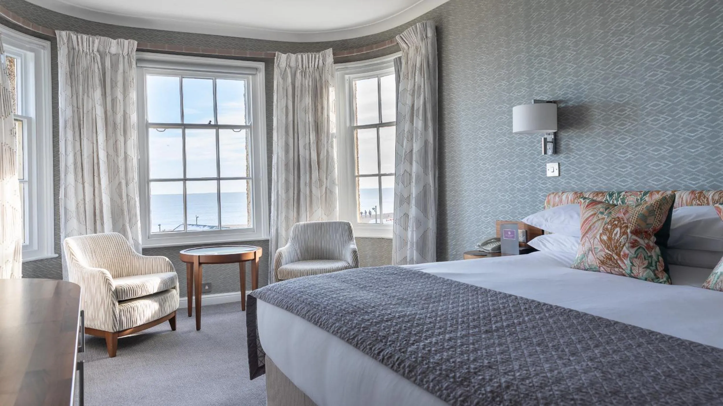 Bedroom, Bed in Wentworth Hotel