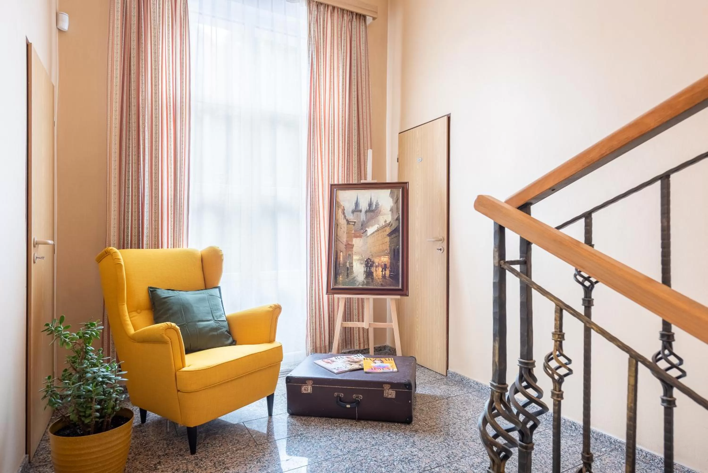 Seating area in Hotel Libero