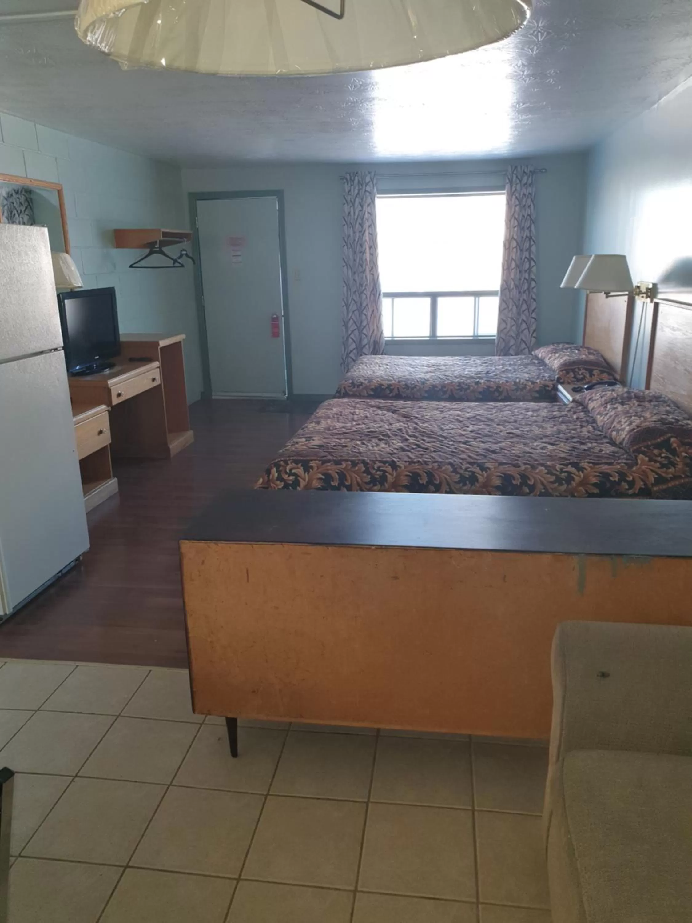 Bed in Chimo Motel