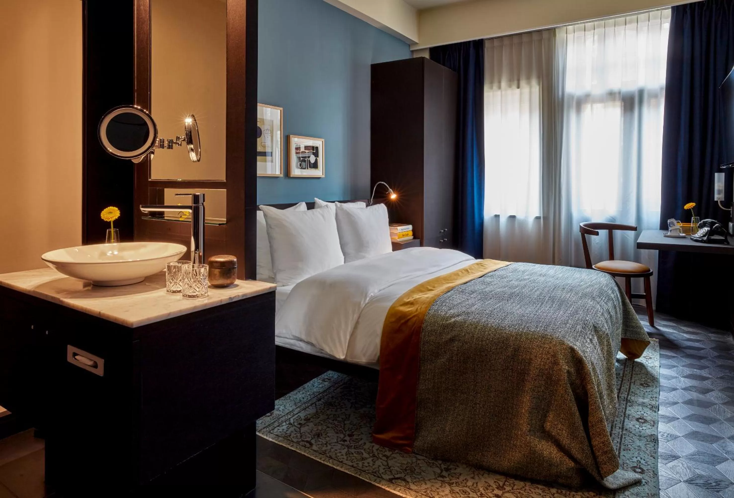 Bed in Park Centraal Amsterdam, part of Sircle Collection