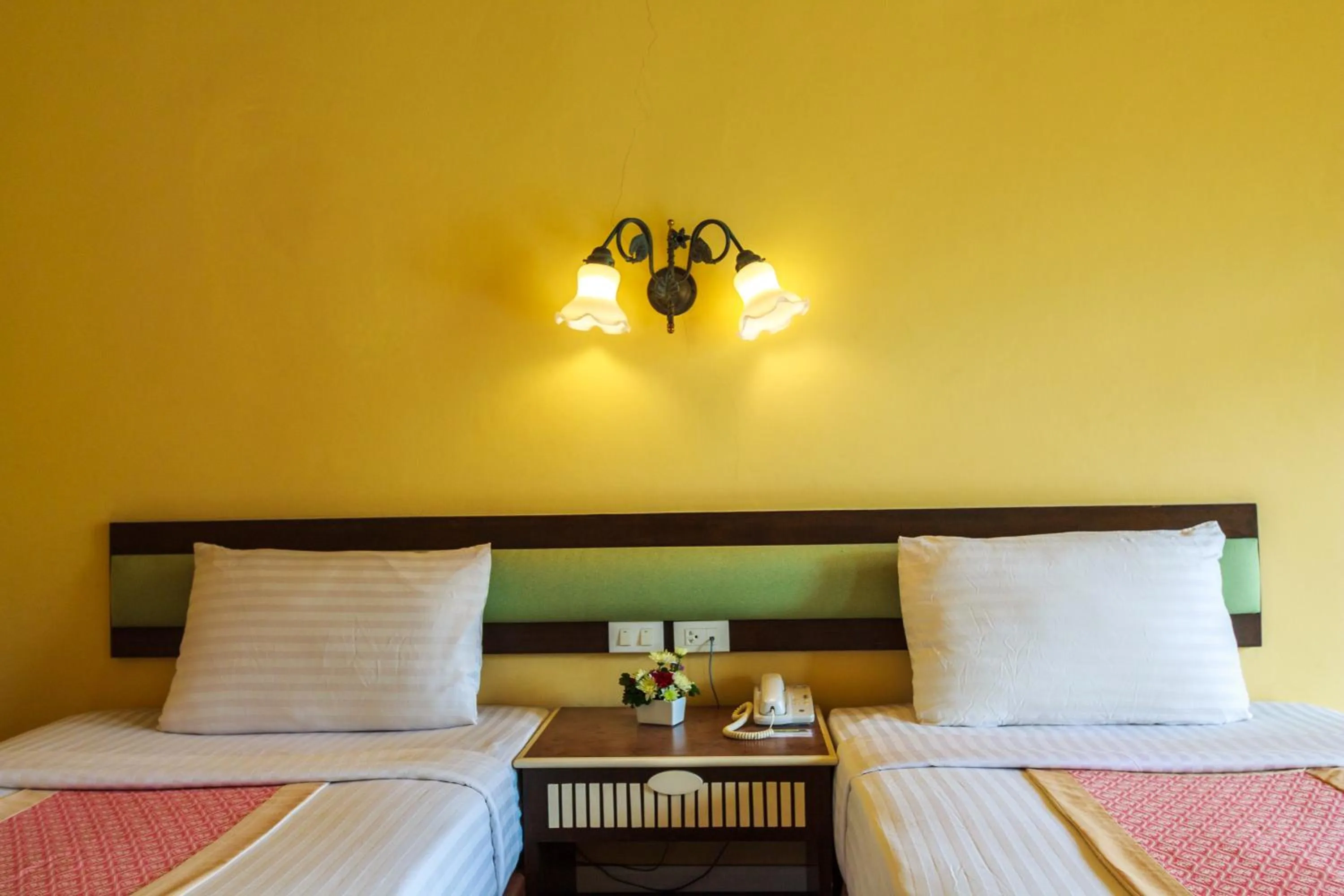 Decorative detail, Bed in Brookside Valley Resort