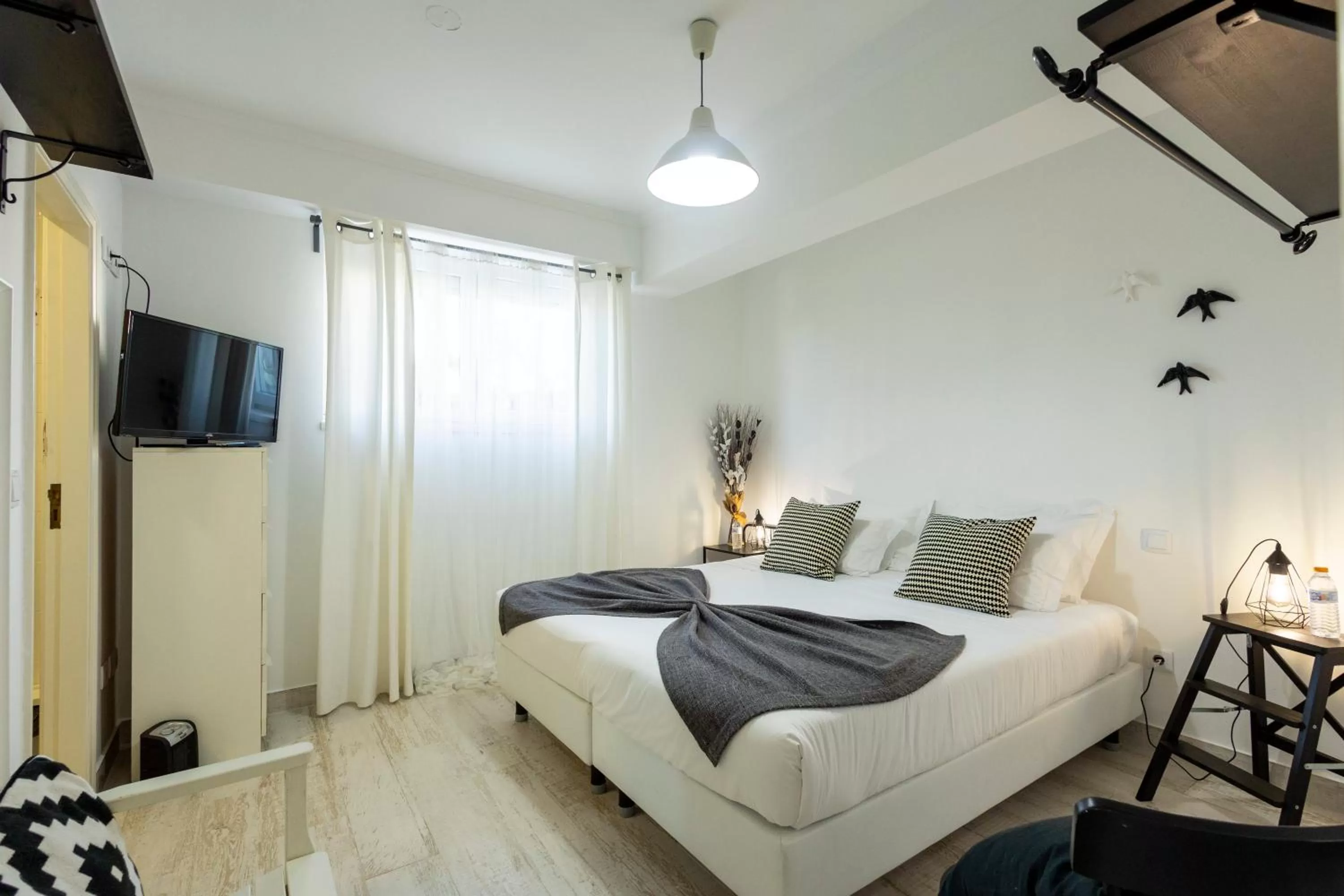 Double Room in Boutique Hotel - O House Ericeira Hills