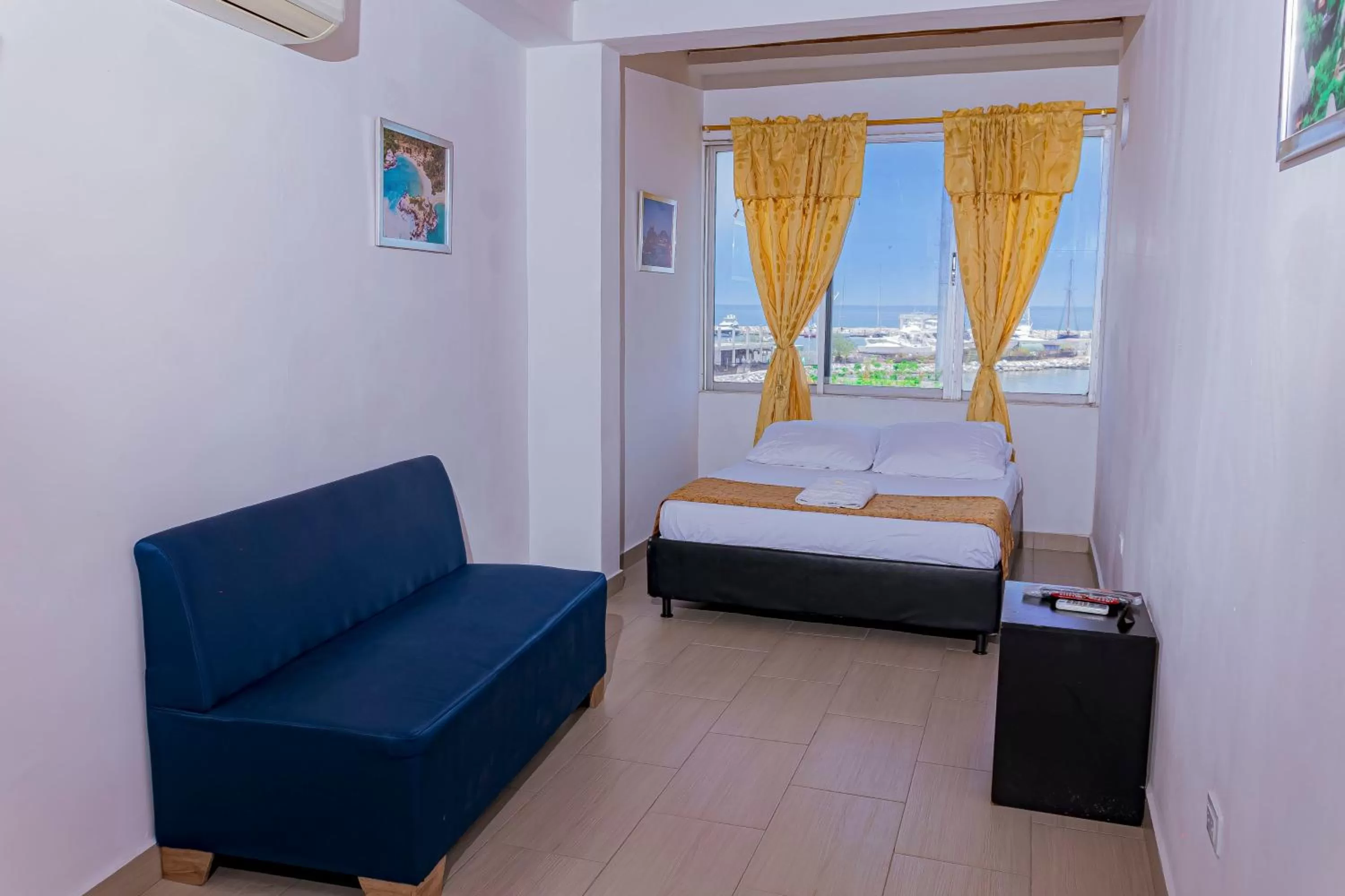 Bedroom, Bed in HOTEL SOL INN SANTA Marta