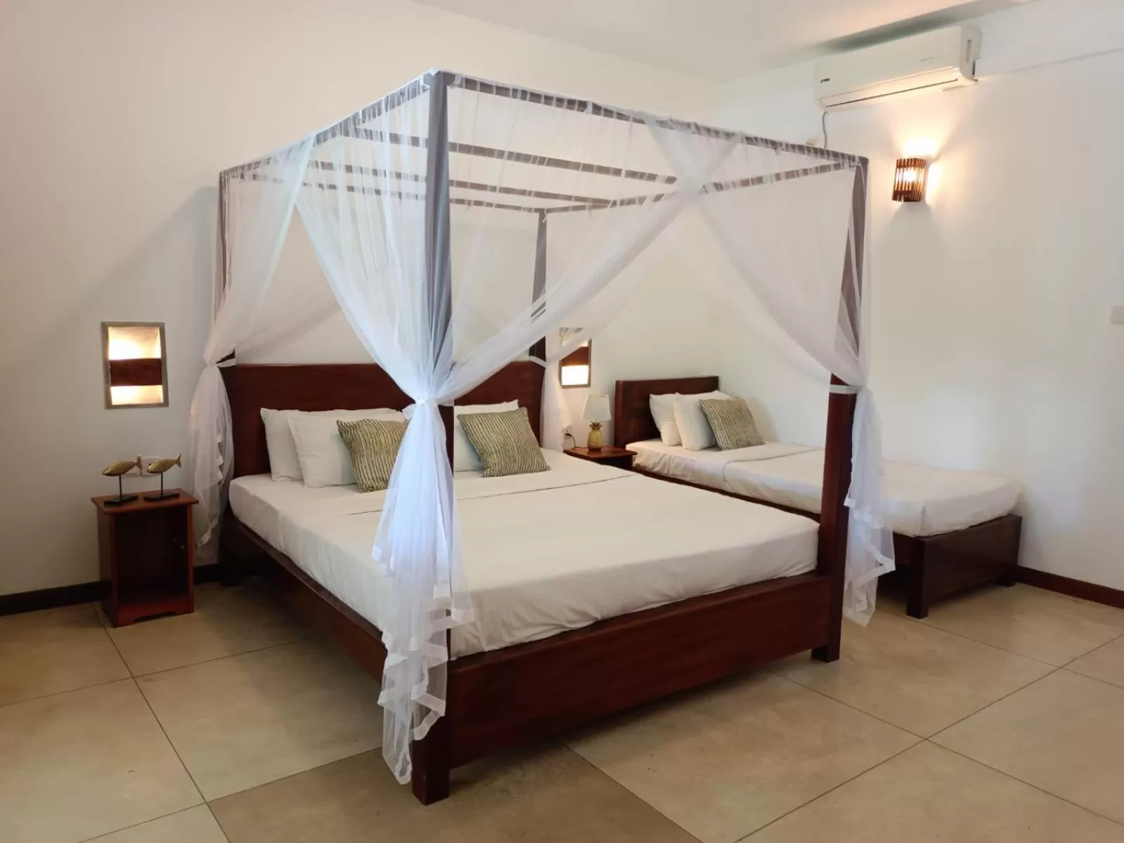 Bedroom, Bed in Weligama Ocean Breeze