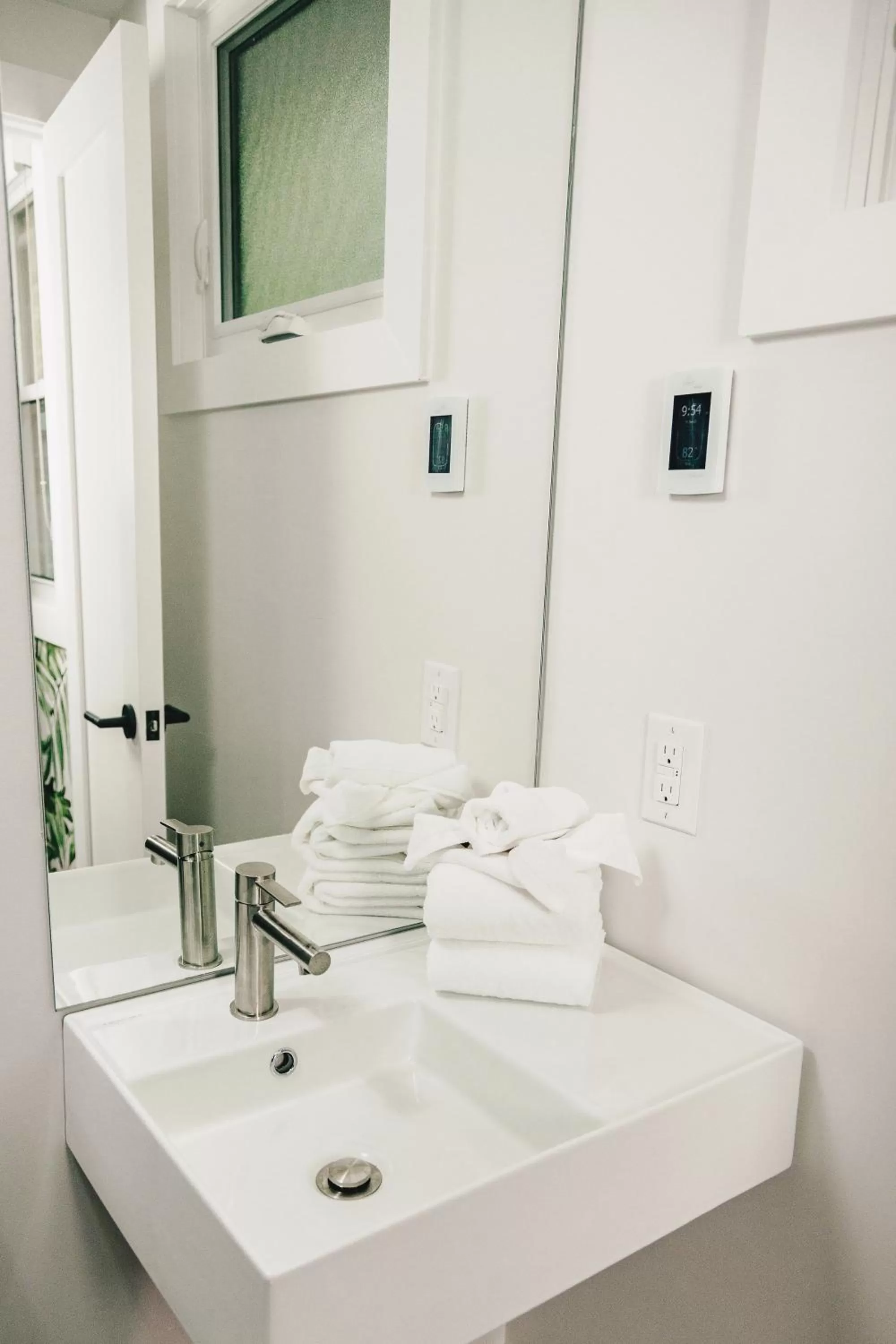 Bathroom in Penny's Motel