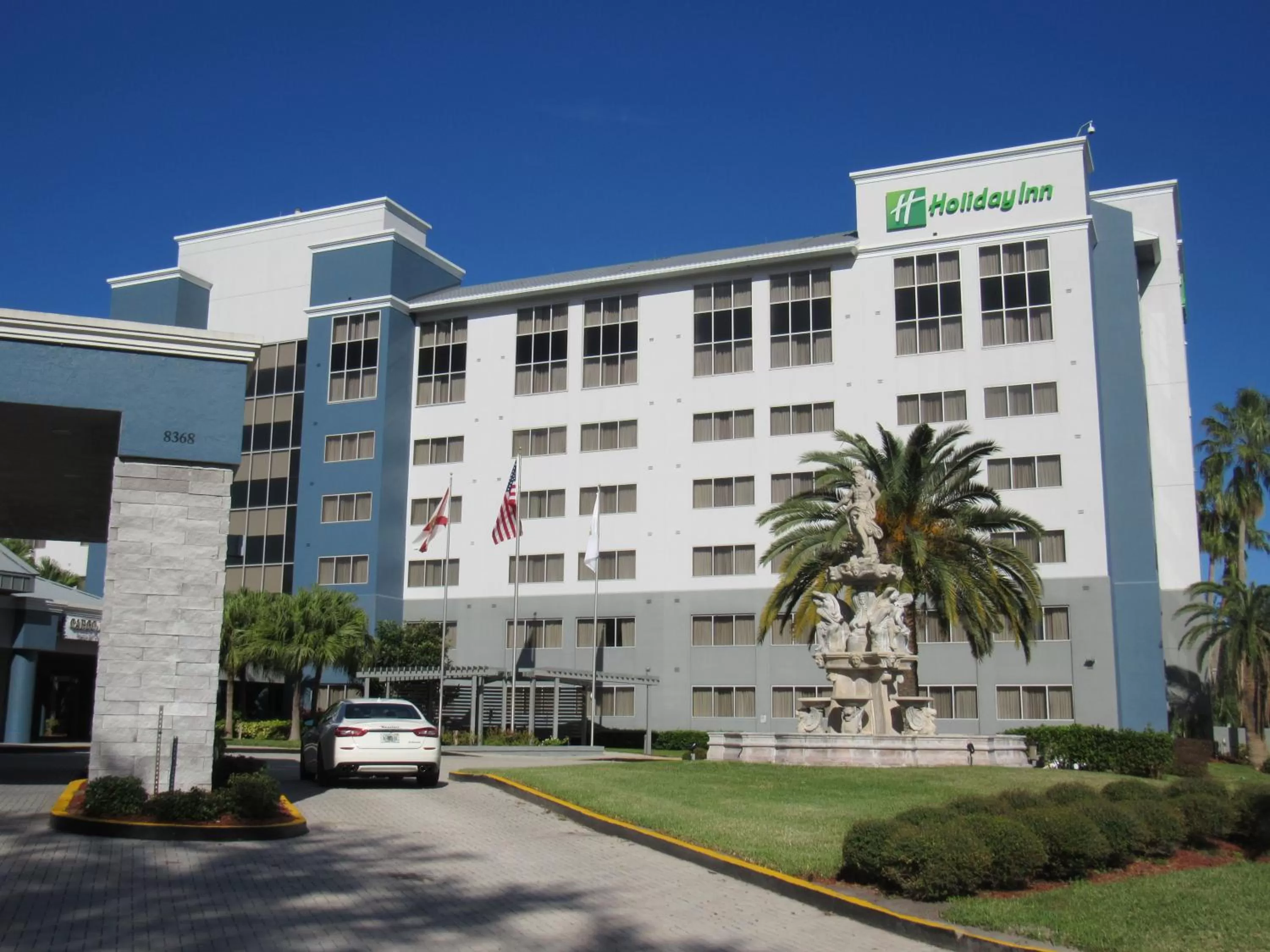 Property building in Holiday Inn Orlando International Dr-ICON by IHG