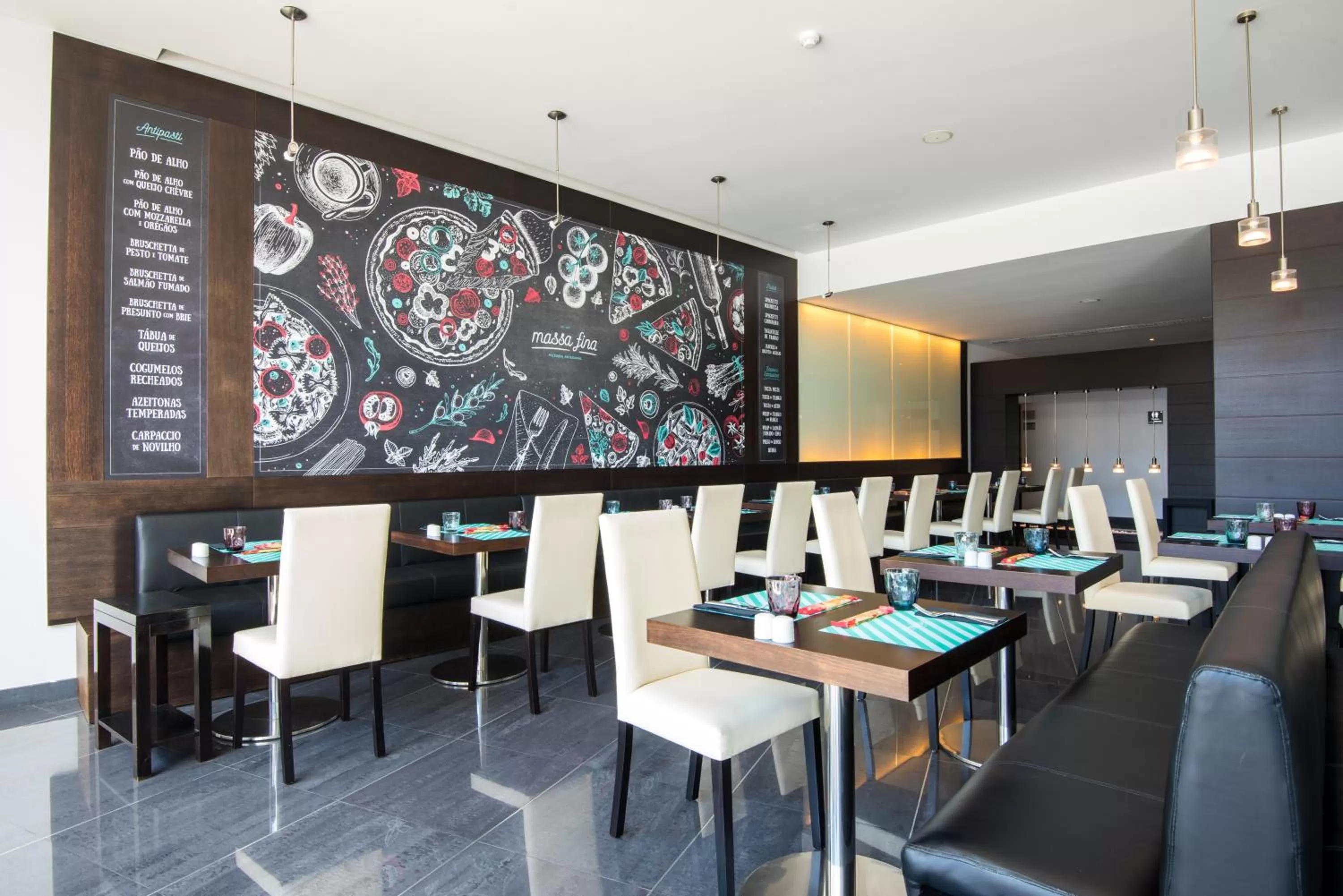 Restaurant/places to eat in Vila Galé Estoril