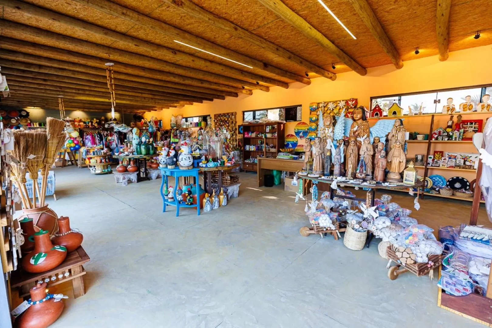 On-site shops in Carnaubinha Praia Resort