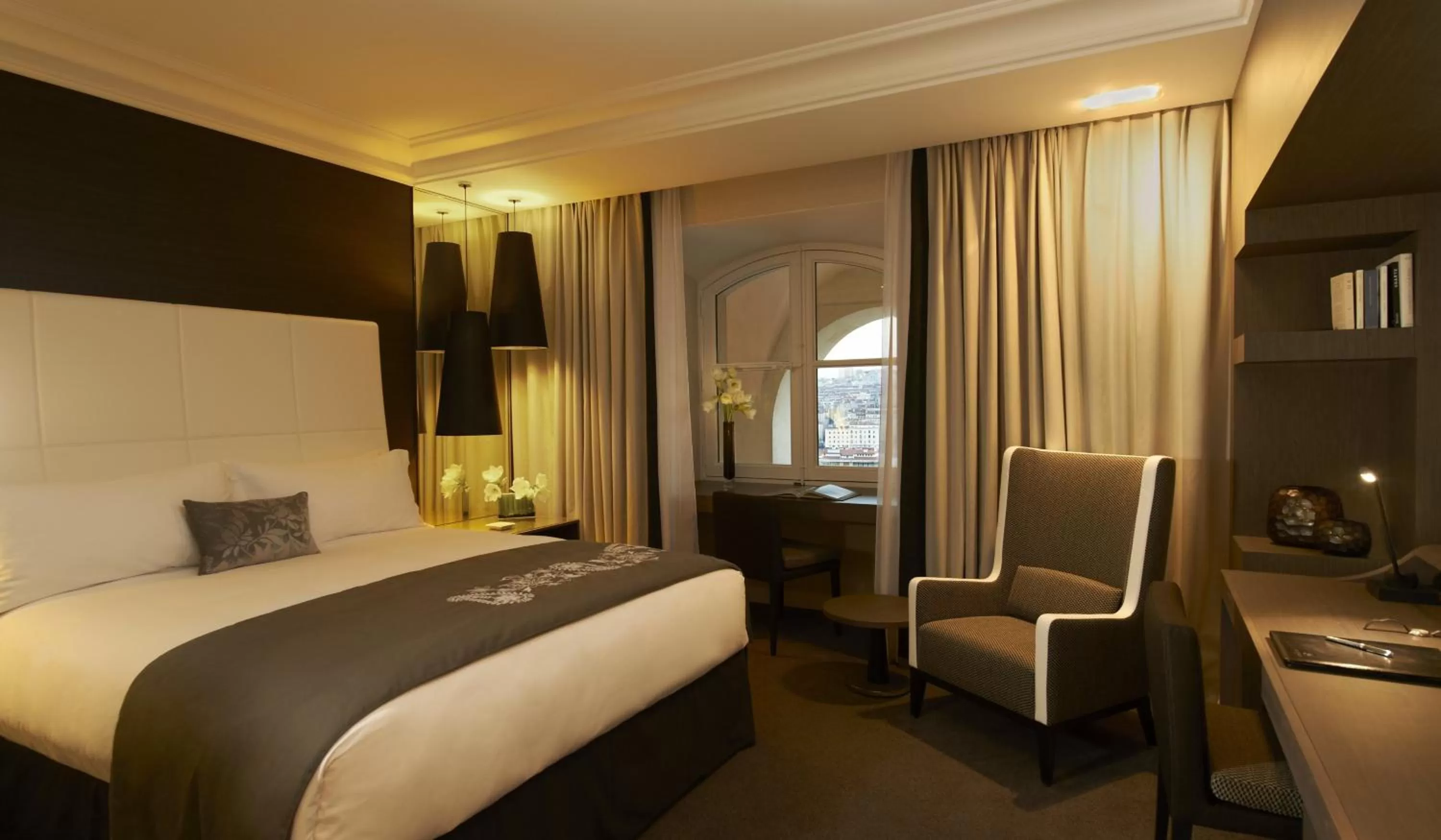 Photo of the whole room, Bed in InterContinental Marseille - Hotel Dieu by IHG