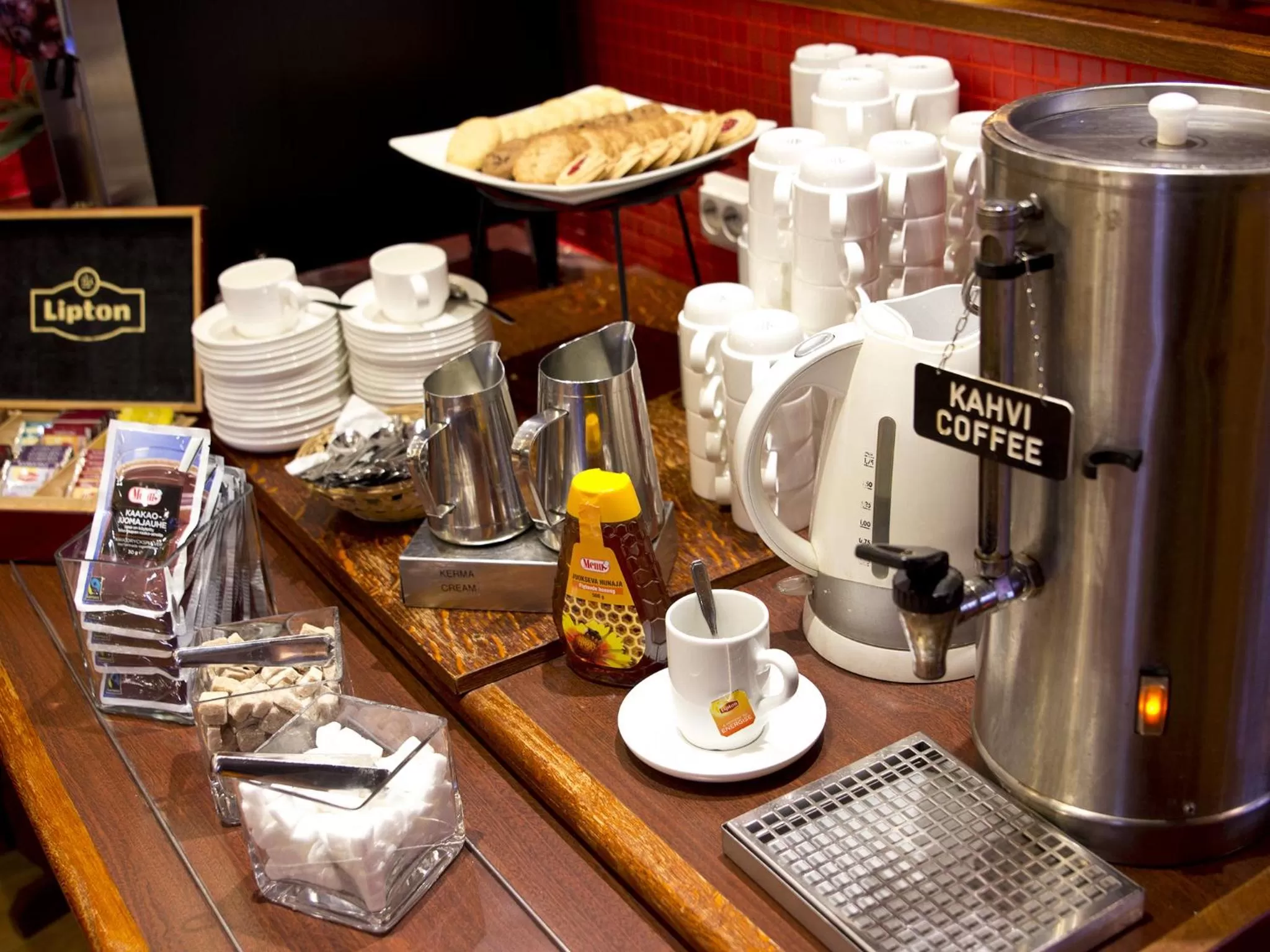 Restaurant/places to eat in Kauppahotelli