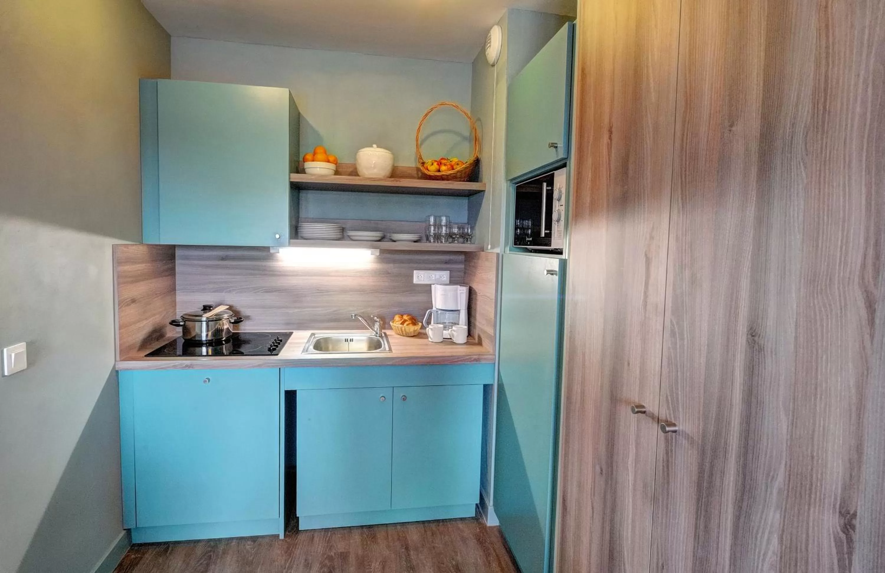 Suite (6 Adults) in B’O Resort & Spa