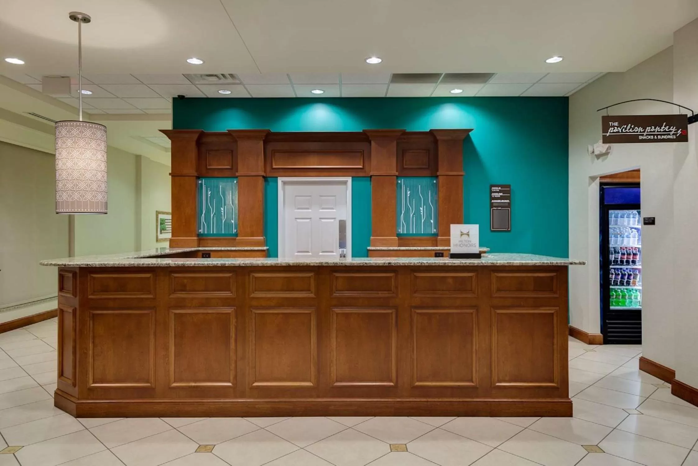 Lobby or reception in Hilton Garden Inn Lake Forest Mettawa