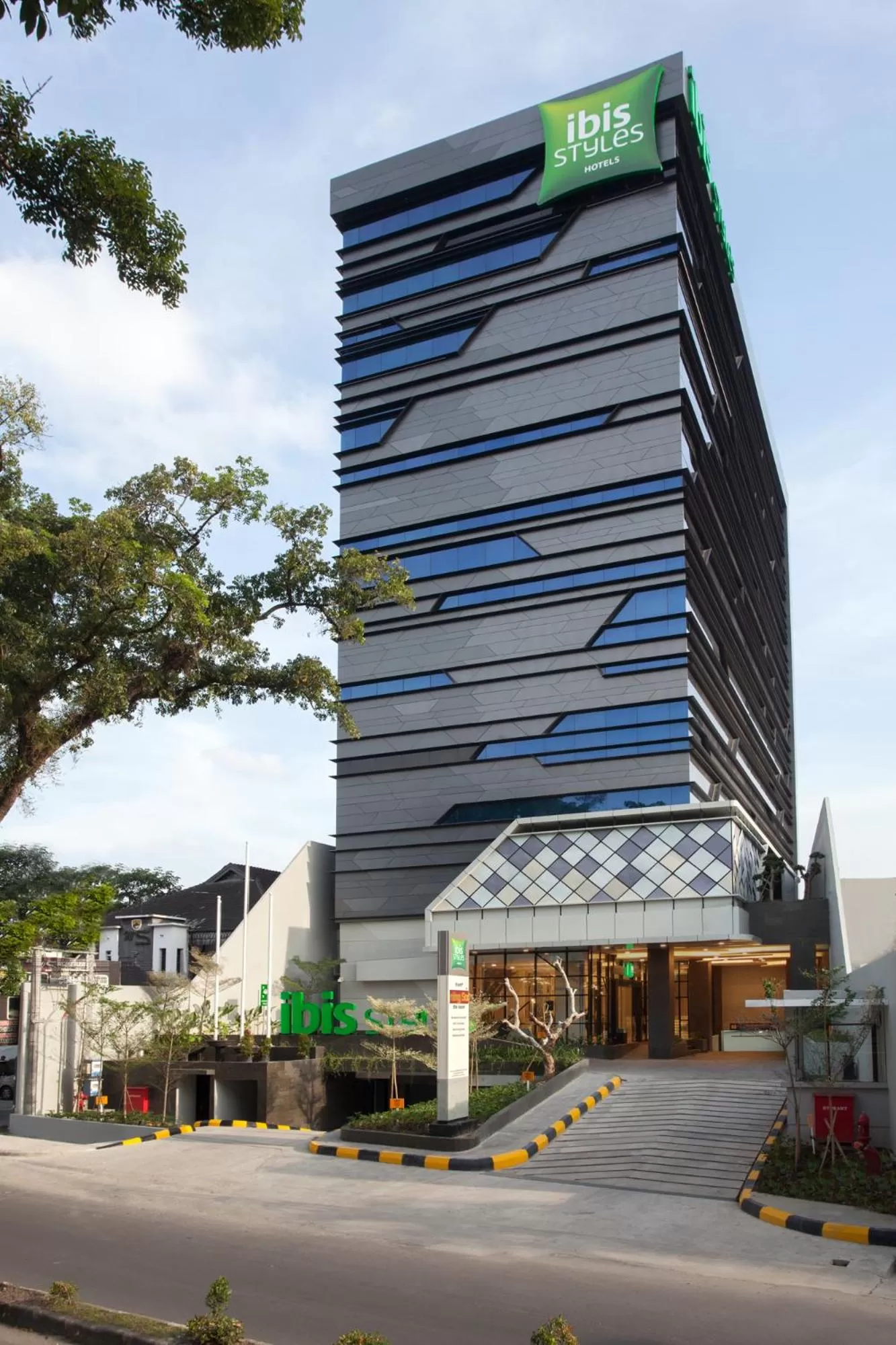Property building in ibis Styles Medan Pattimura