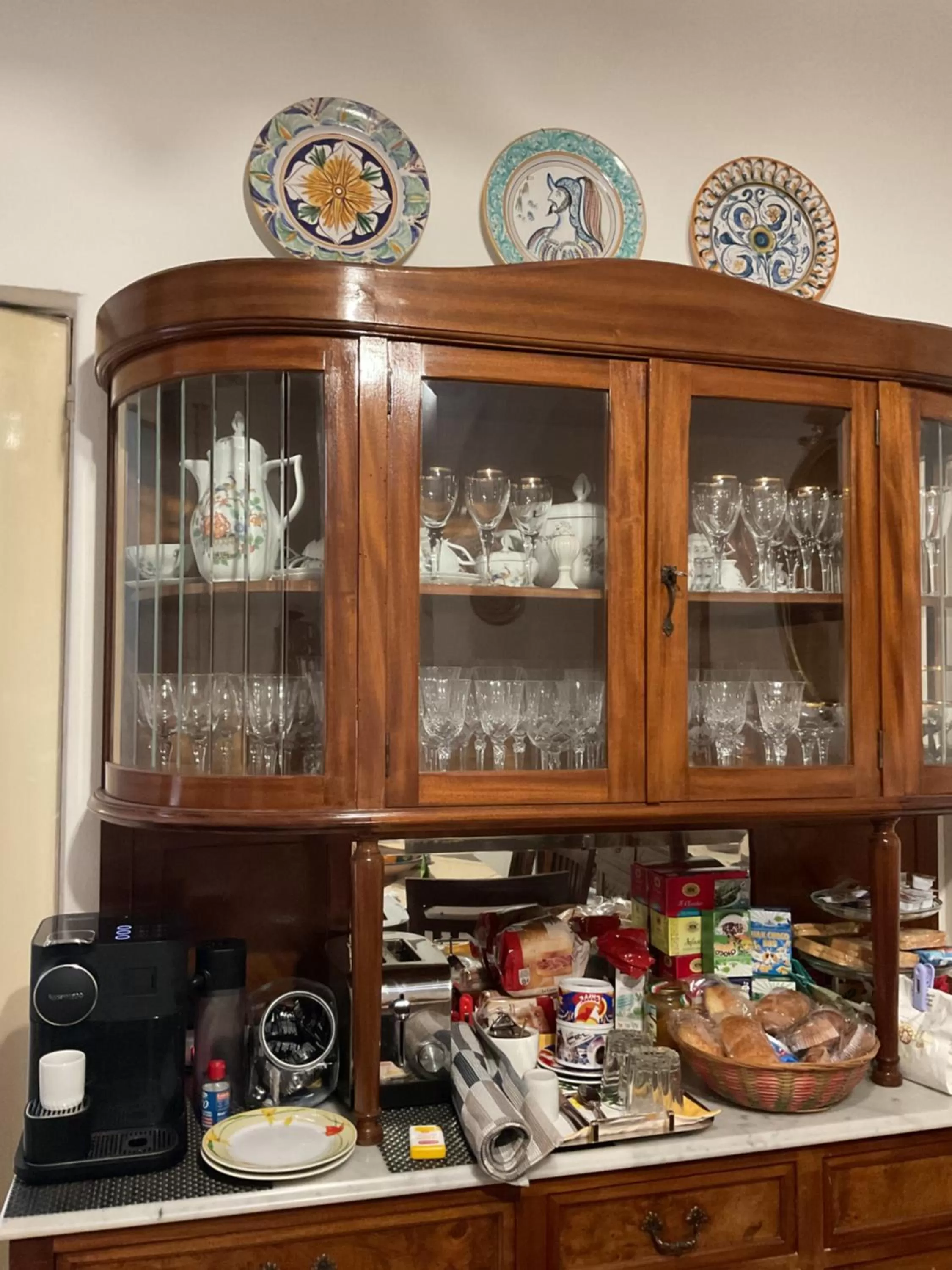 Restaurant/places to eat in KSuns