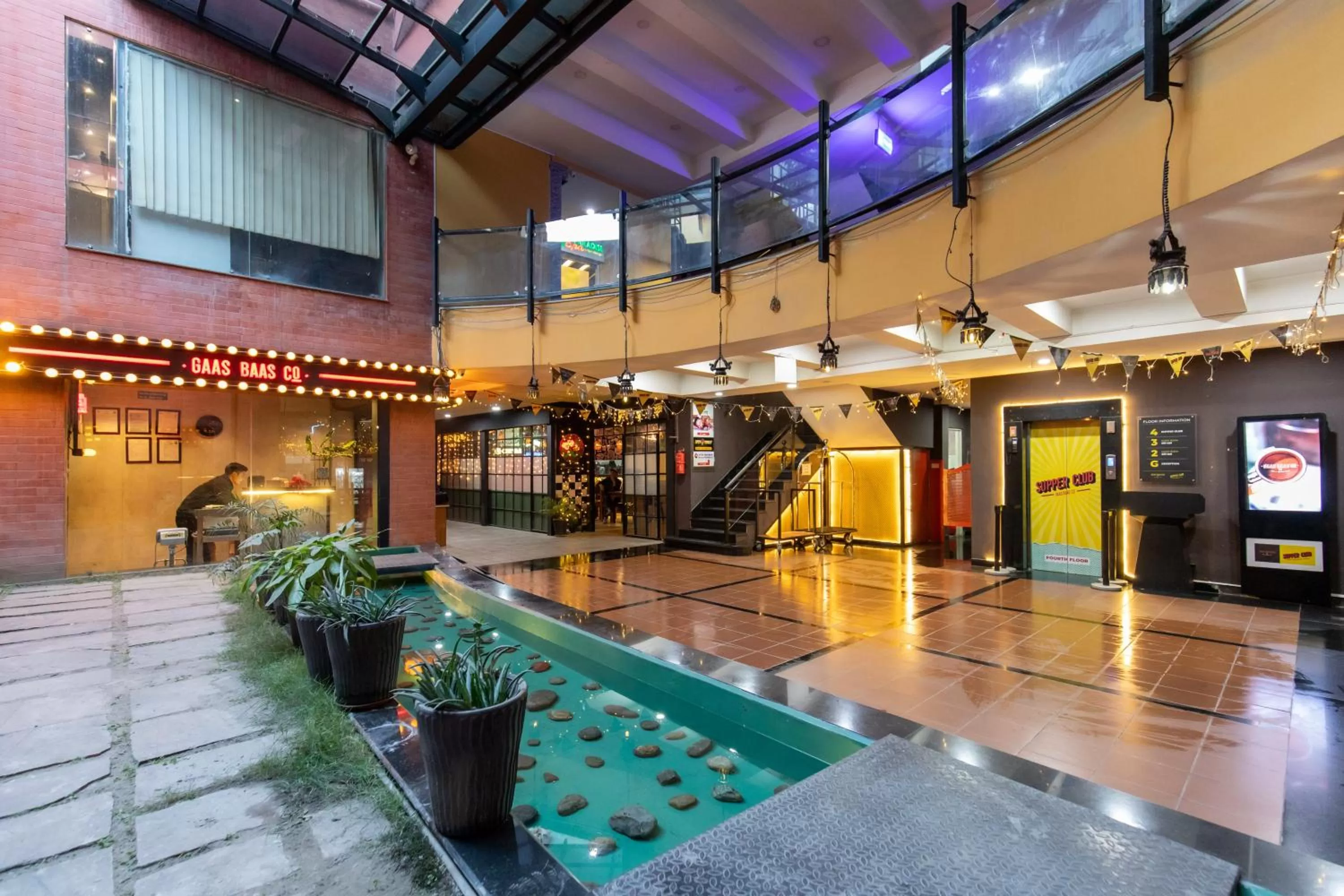 Facade/entrance in Gaas BaasCo