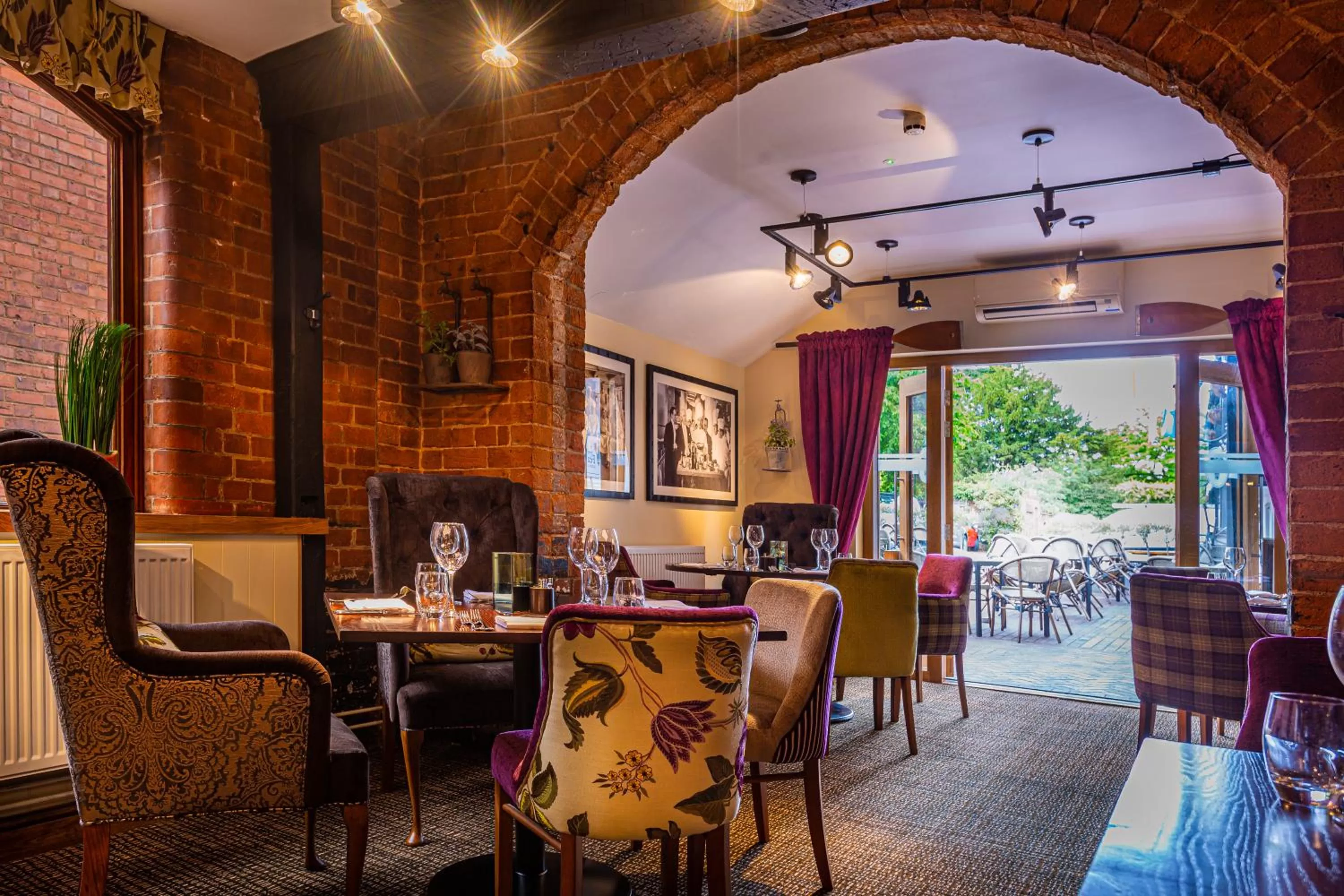 Restaurant/places to eat in The Feathers Hotel, Ledbury - The Coaching Inn Group