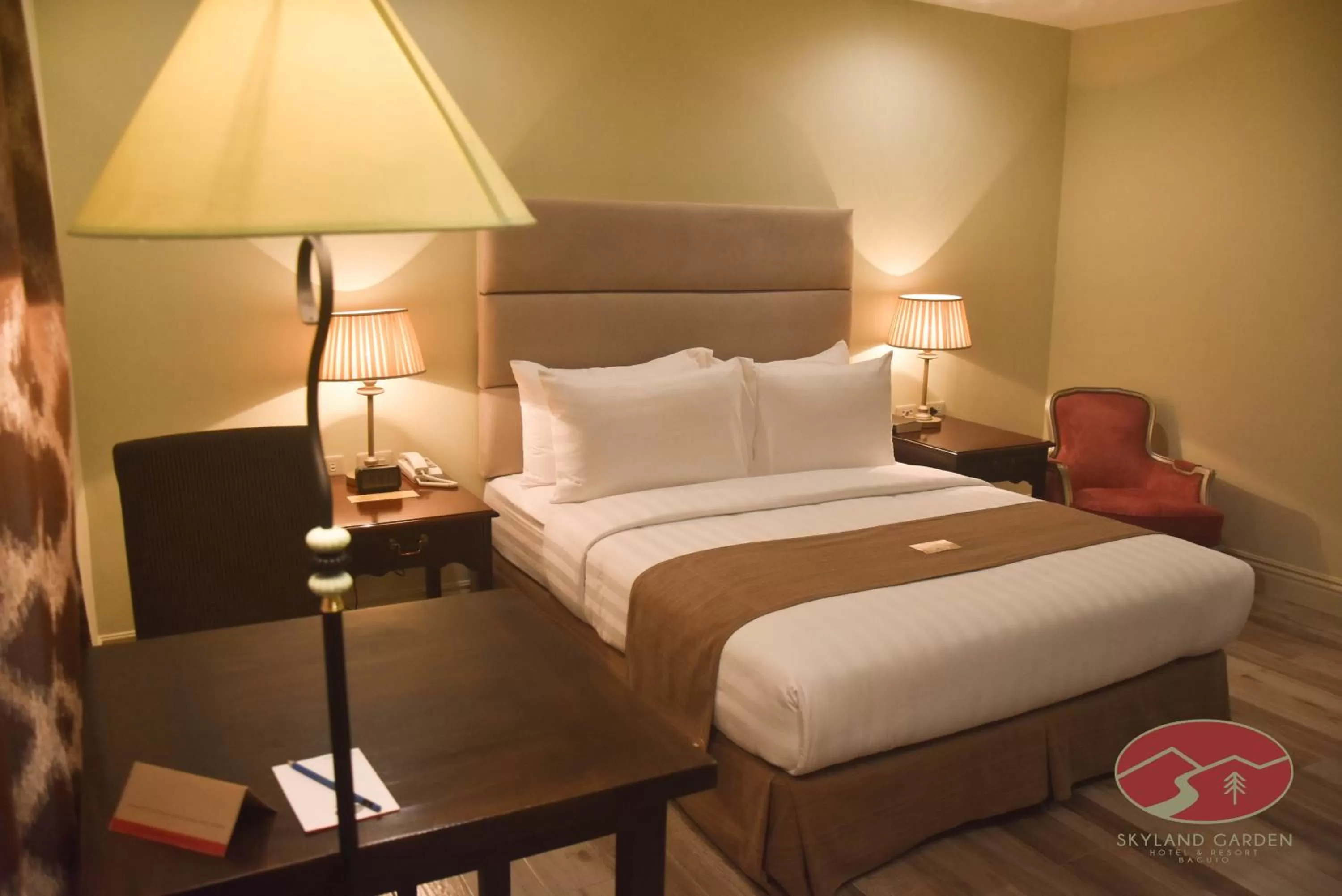 Bed in Skyland Garden Hotel and Resort