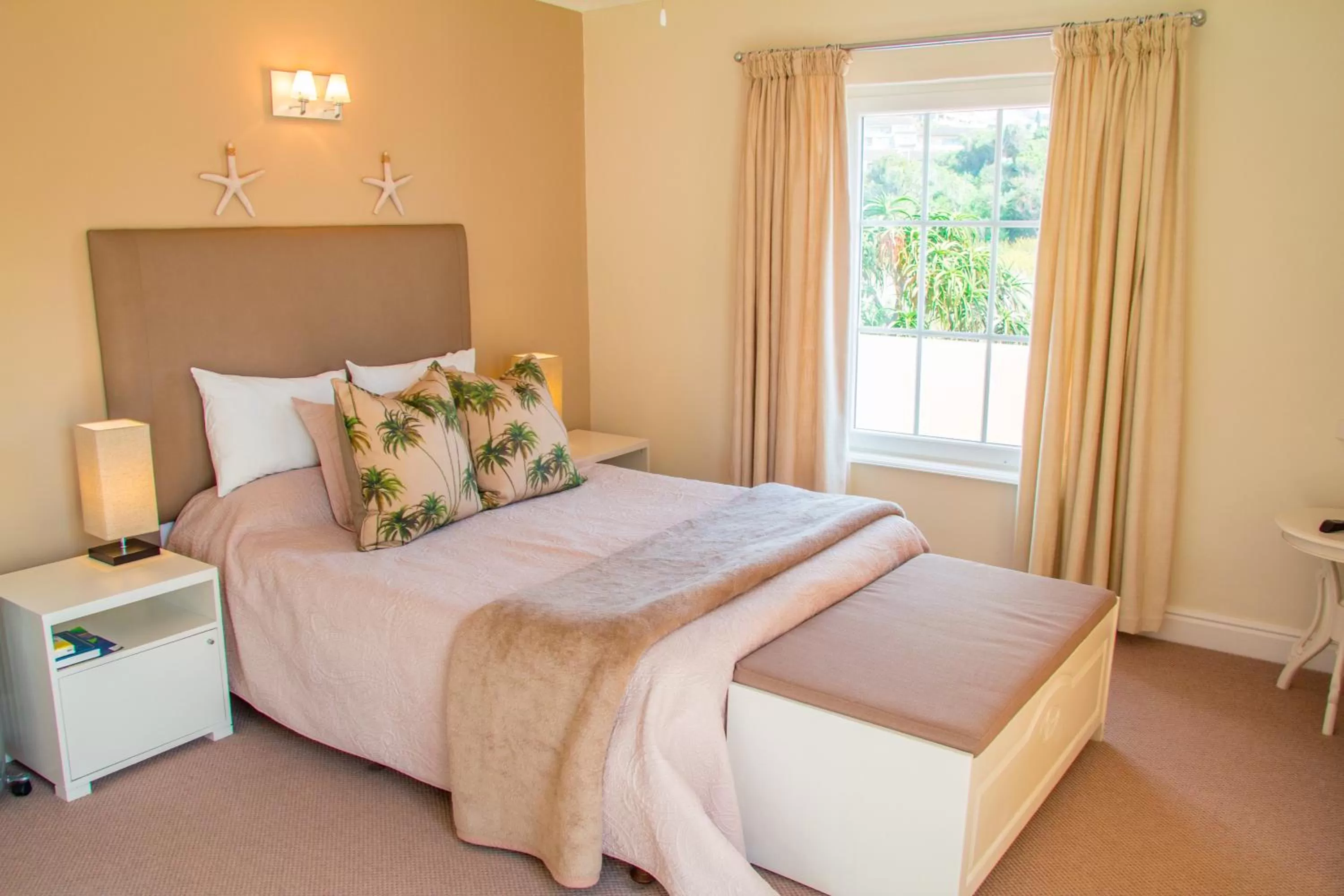 Bedroom in Milkwood Manor on Sea