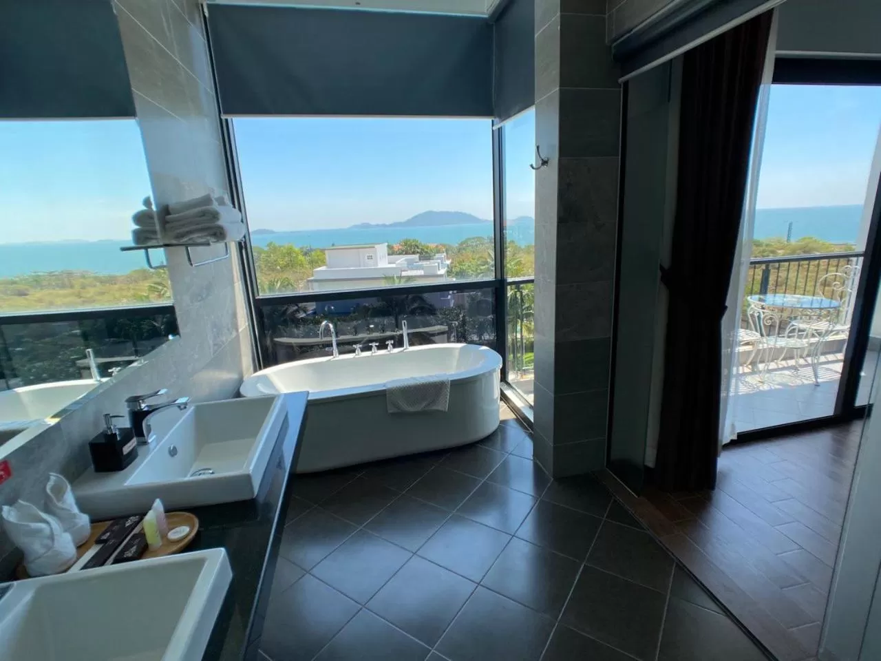 Bathroom in KEP BAY HOTEL & RESORT