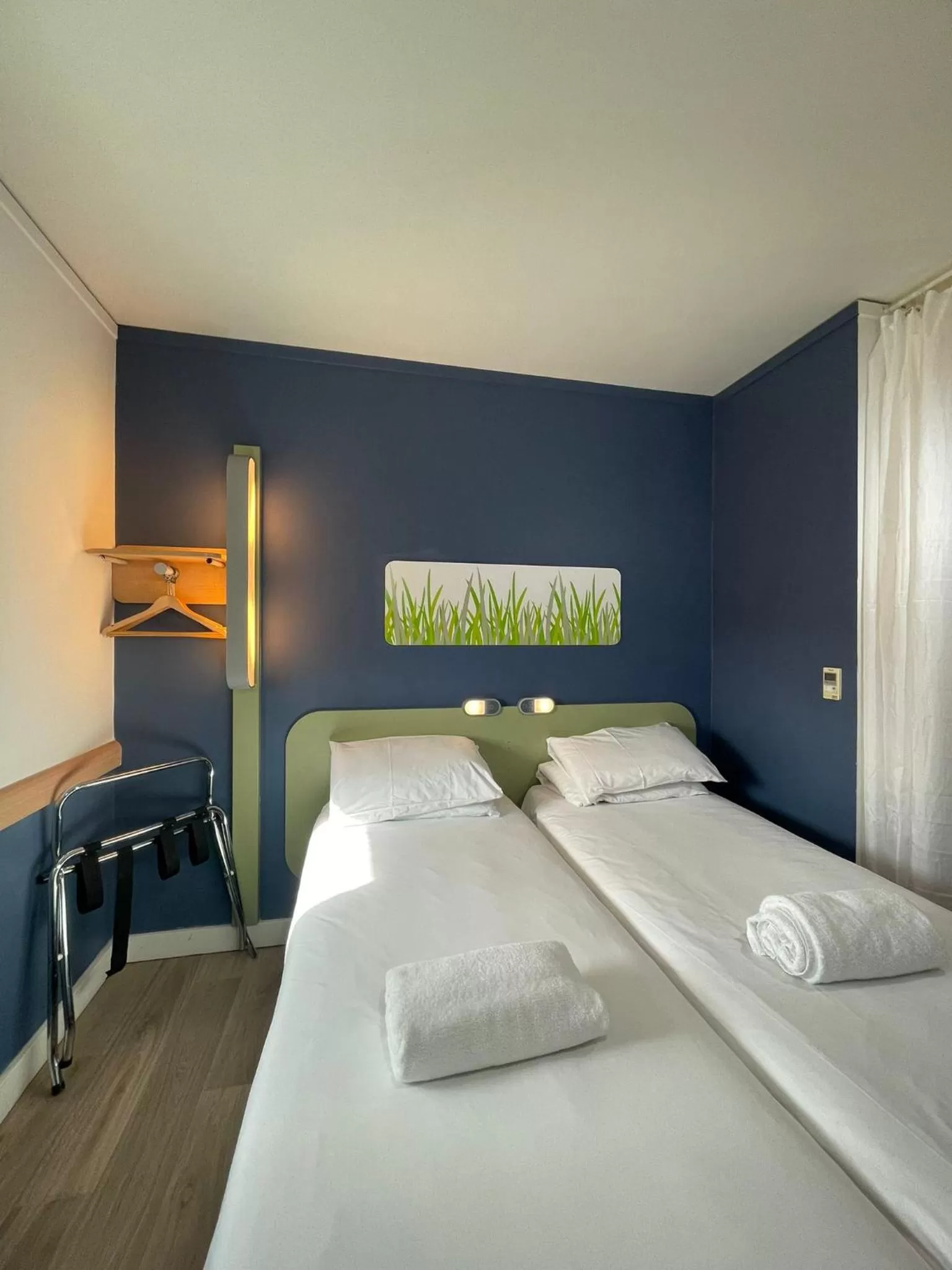 Photo of the whole room, Bed in ibis budget Belfast City Centre