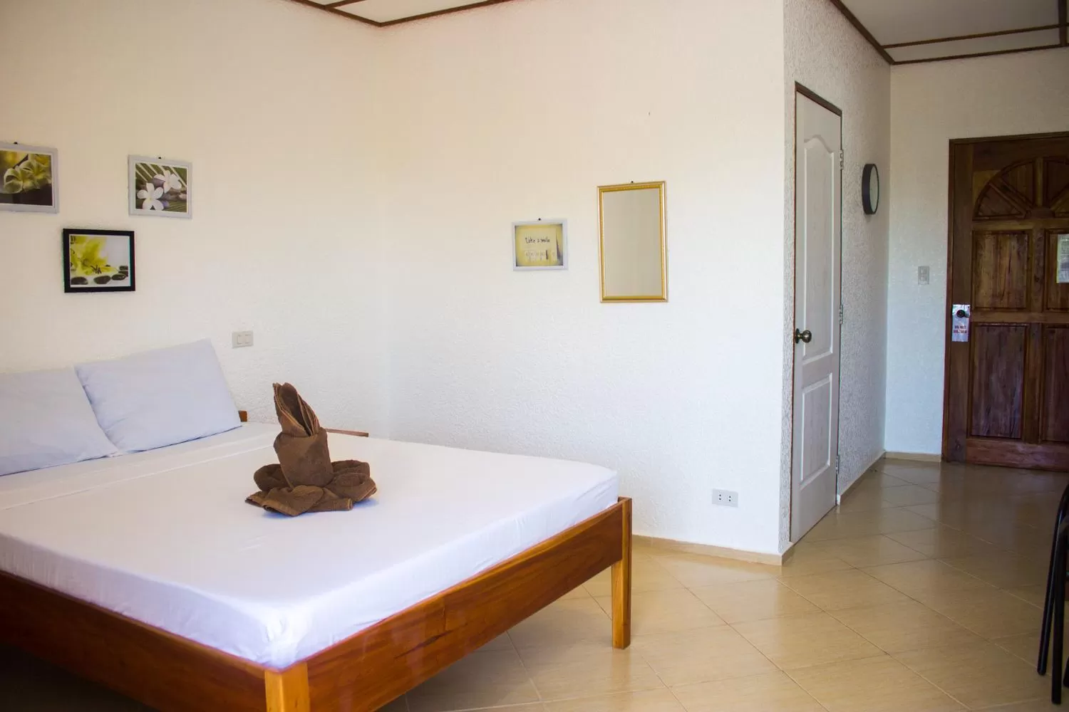 Bed in Jugalis Hotel and Restaurant