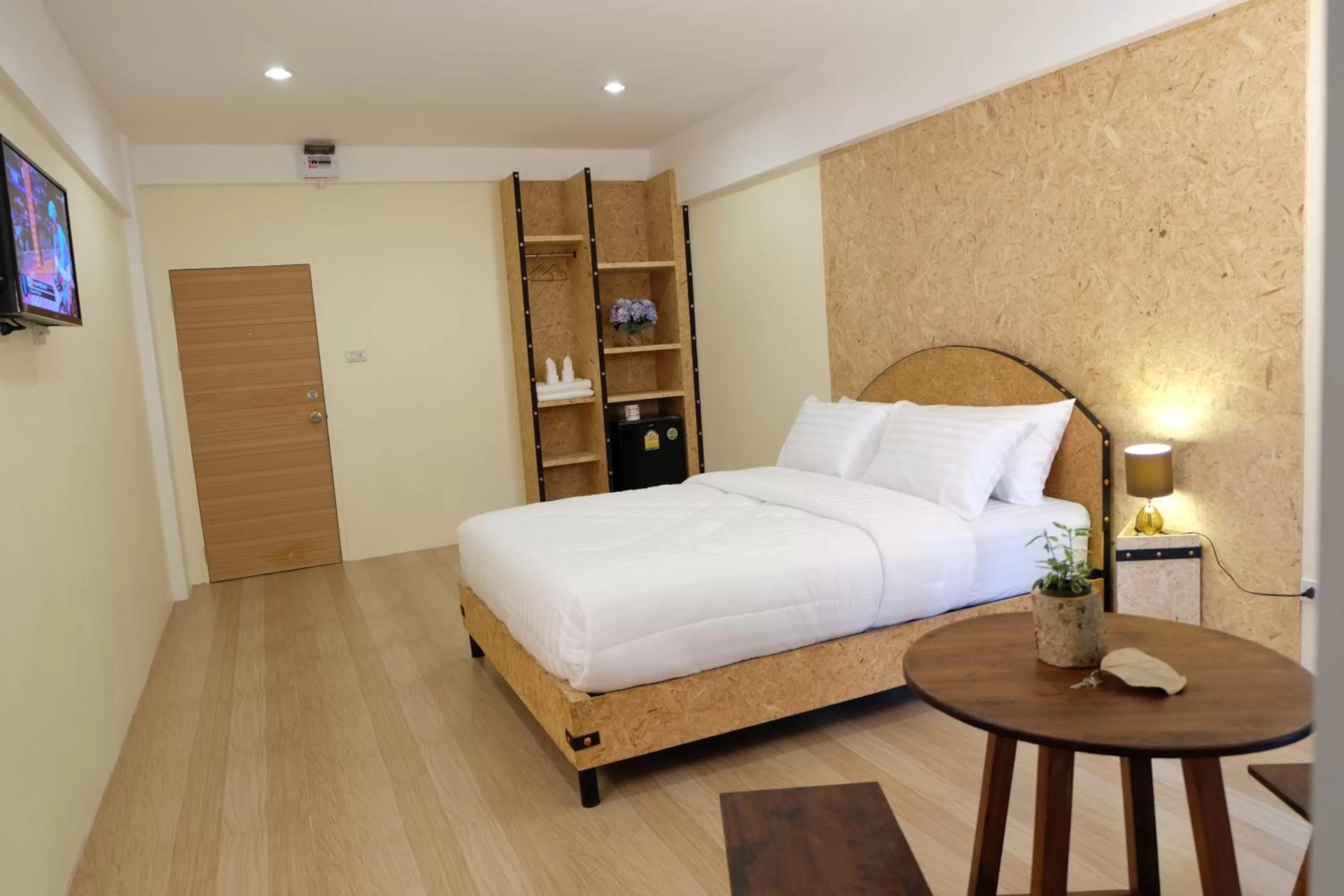 Photo of the whole room, Bed in Area 69 (Don Muang Airport)