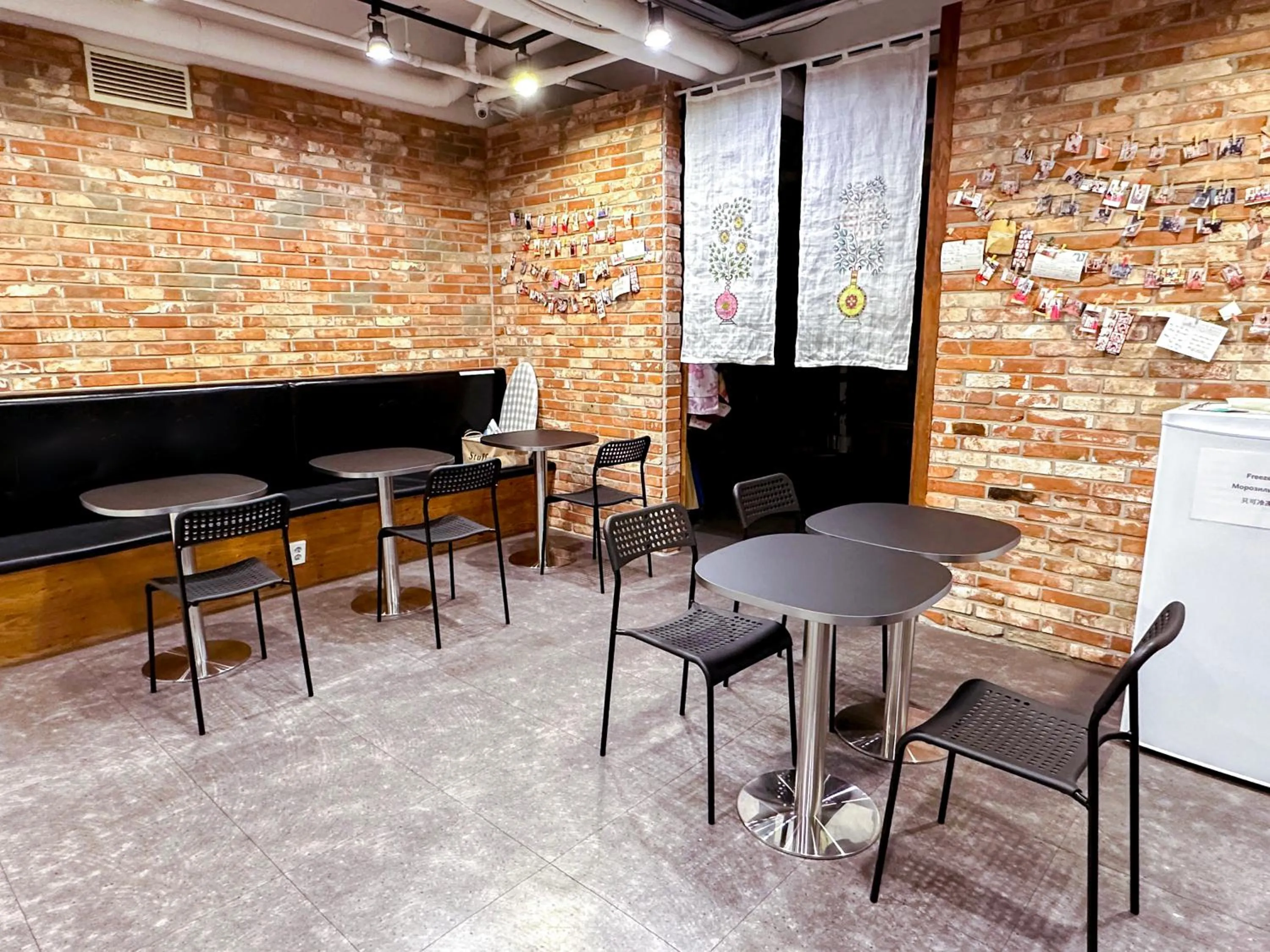 Area and facilities in Starria Hostel foreign guest only