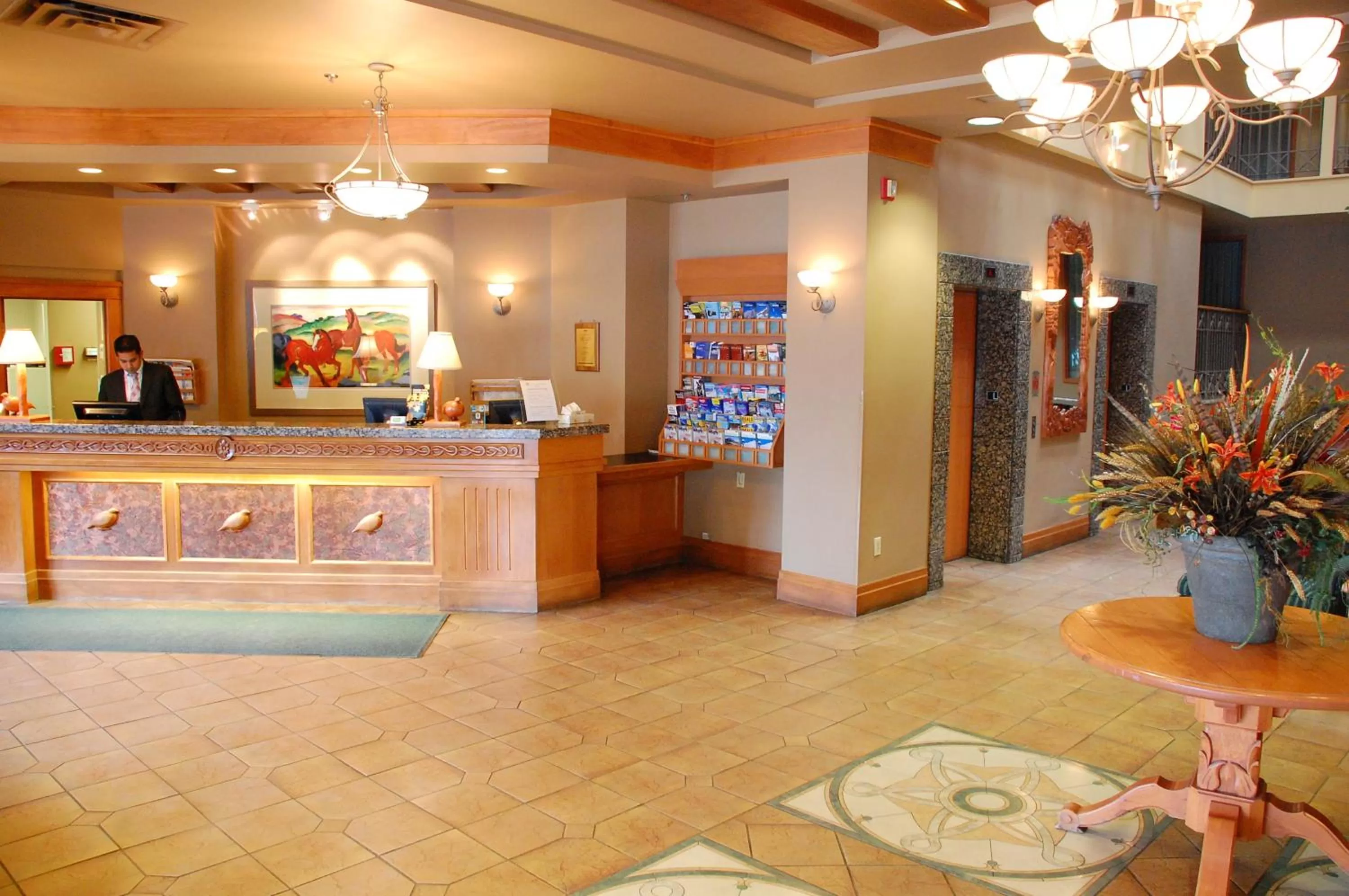 Lobby or reception in Banff Ptarmigan Inn