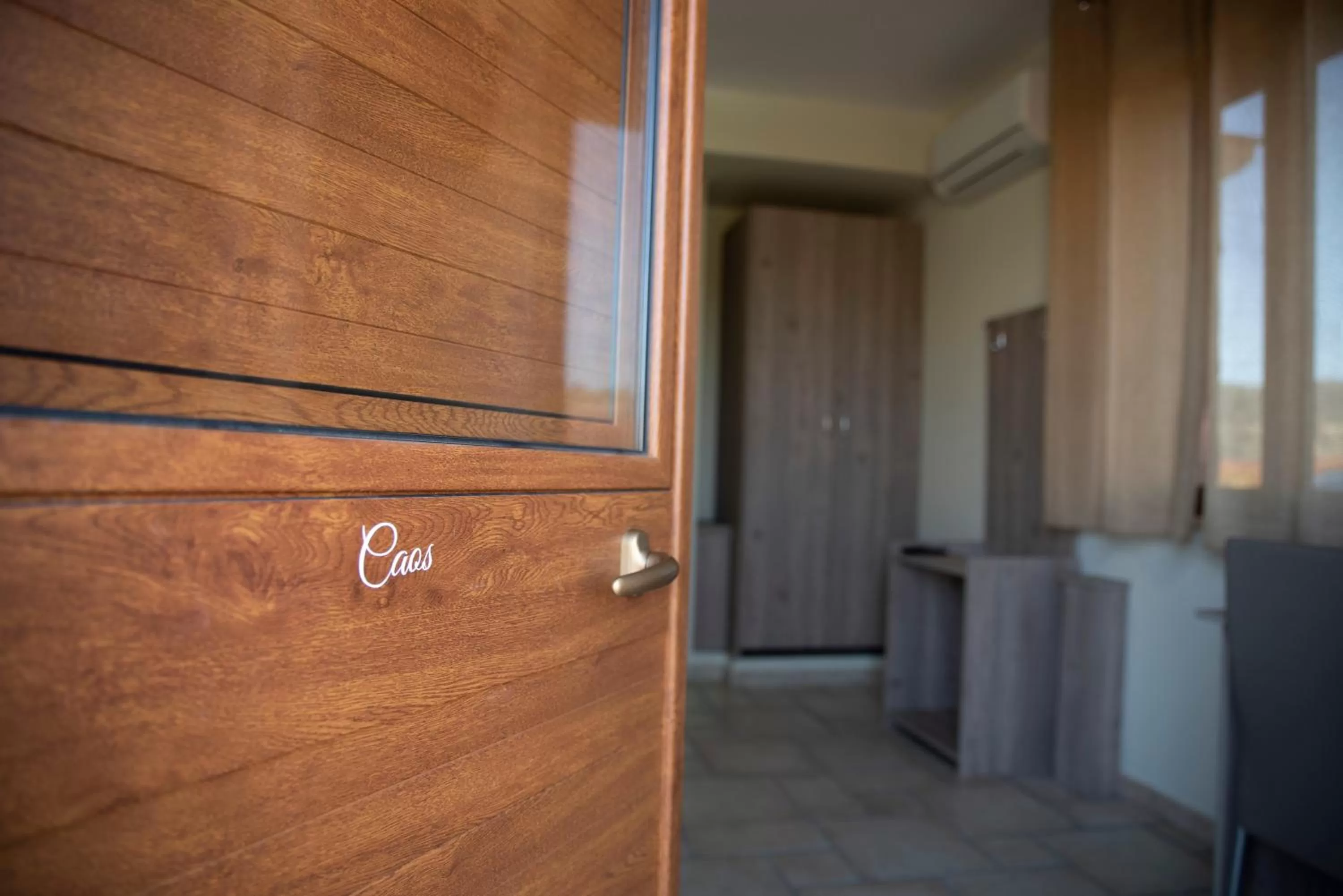 wardrobe in B&B La Terrazza Degli Scrittori