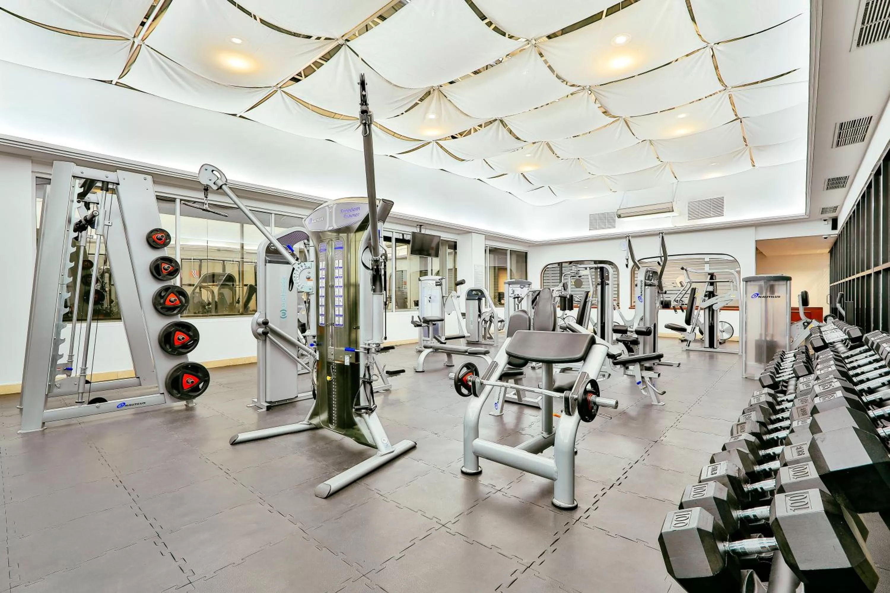 Fitness centre/facilities in Barceló Mexico Reforma