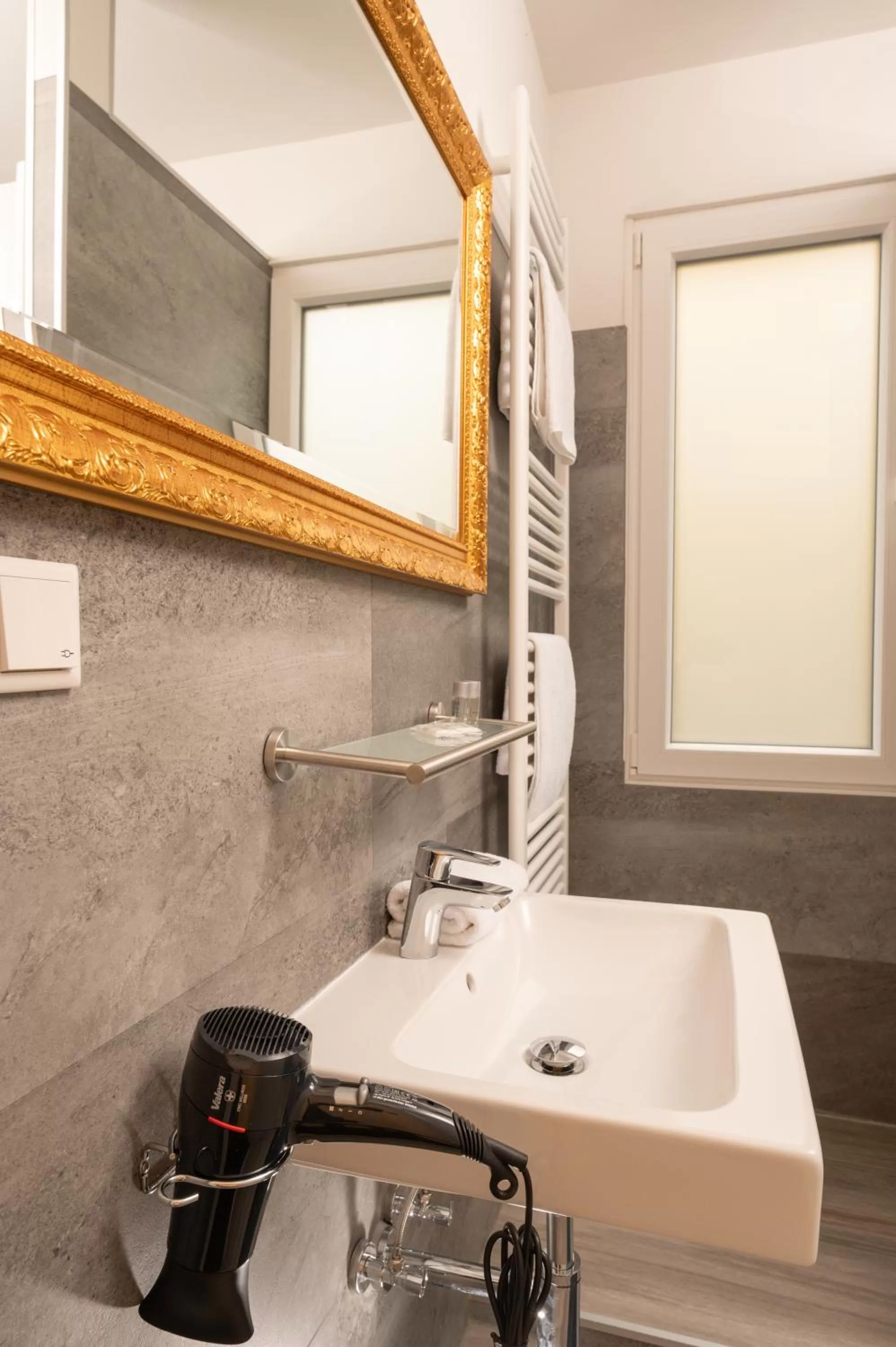 Bathroom in Hotel Burgblick