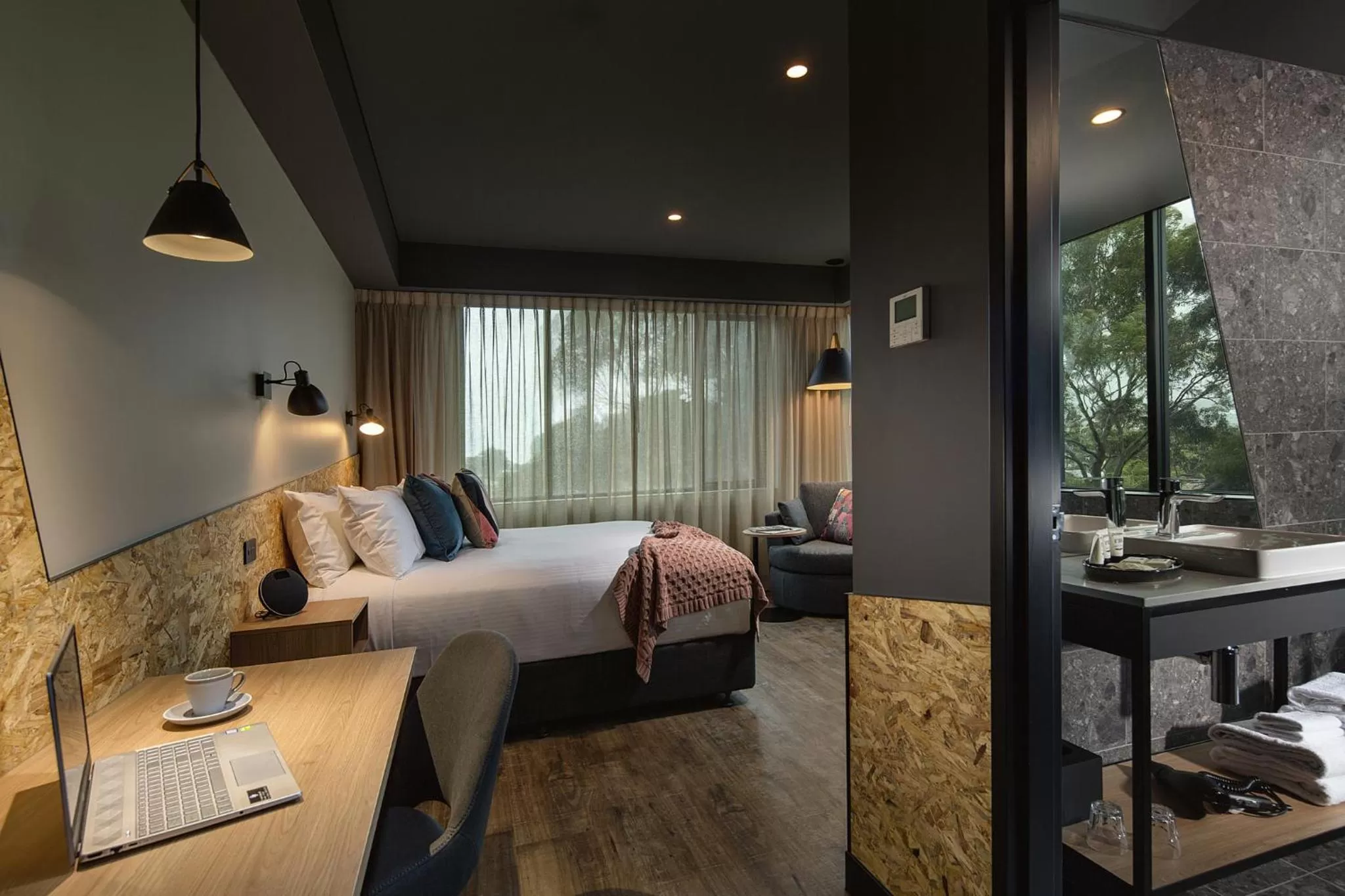 Photo of the whole room, Bed in Marion Hotel