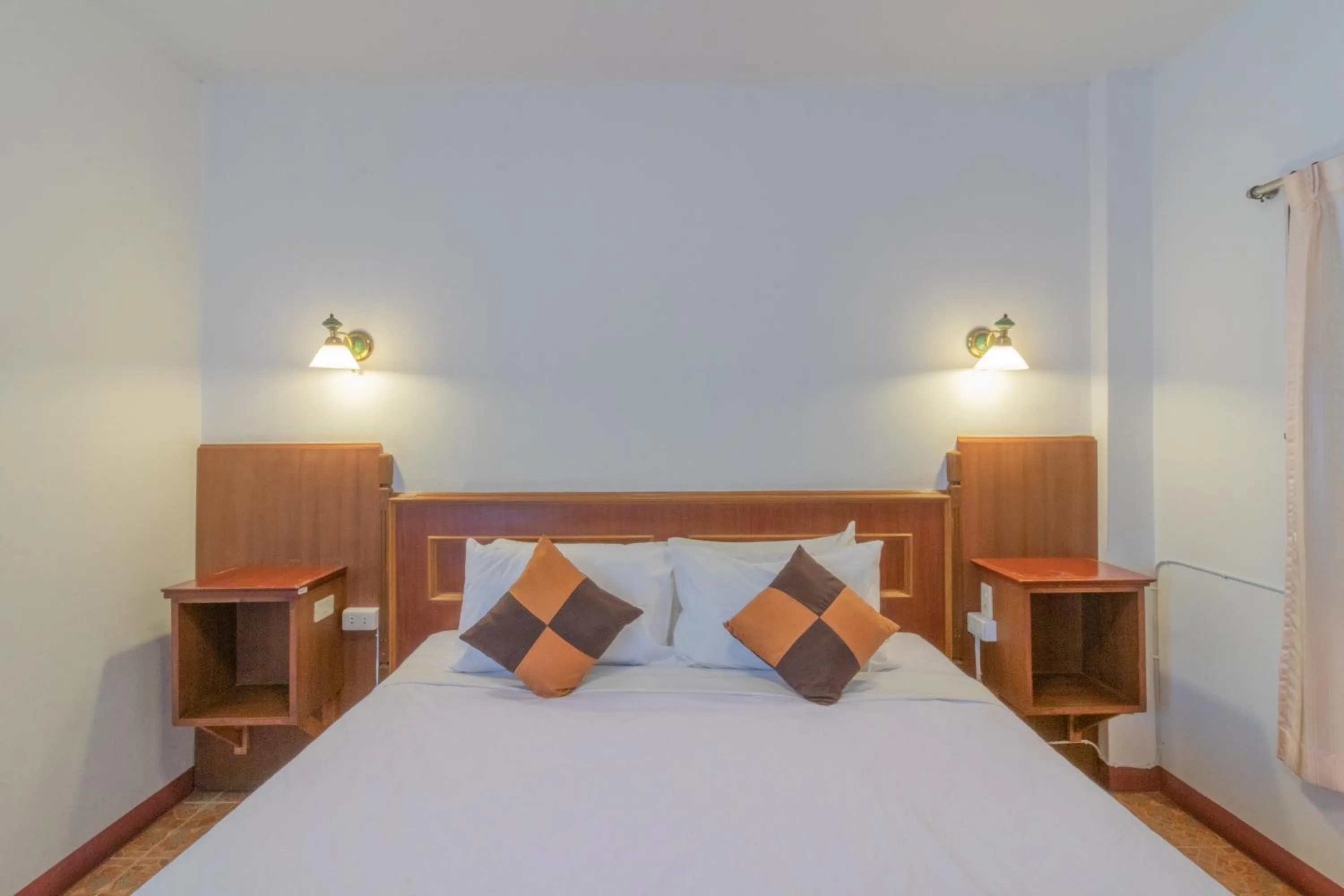 Bedroom, Bed in Rendezvous Oldtown Chiangmai