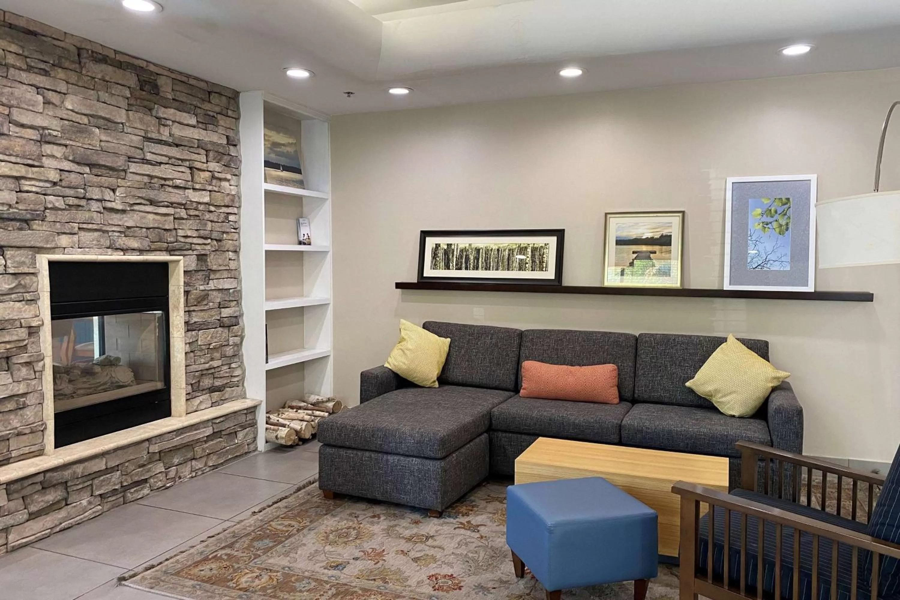 Lobby or reception in Wingate by Wyndham Chandler Phoenix