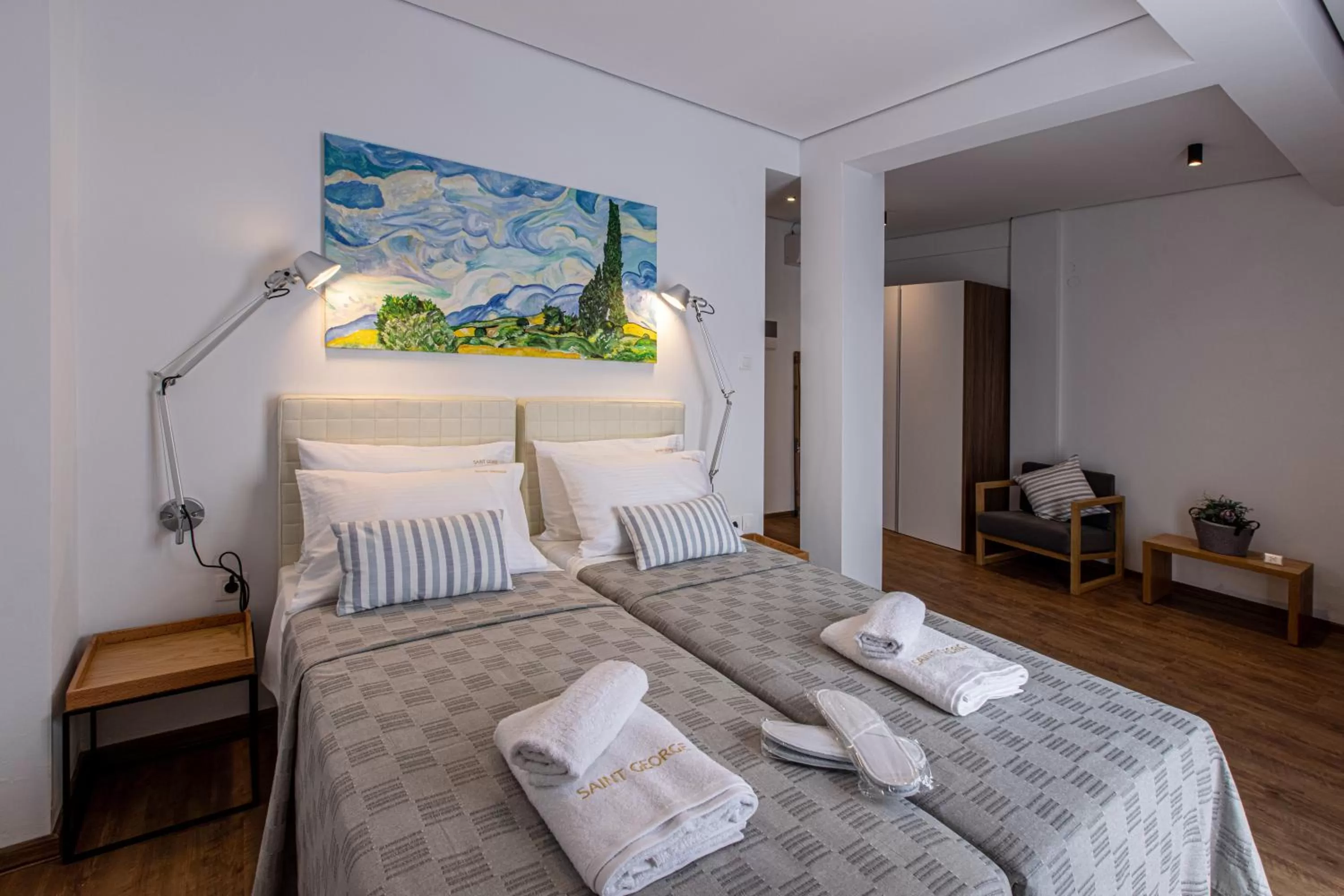 Bed in Saint George Boutique Rooms