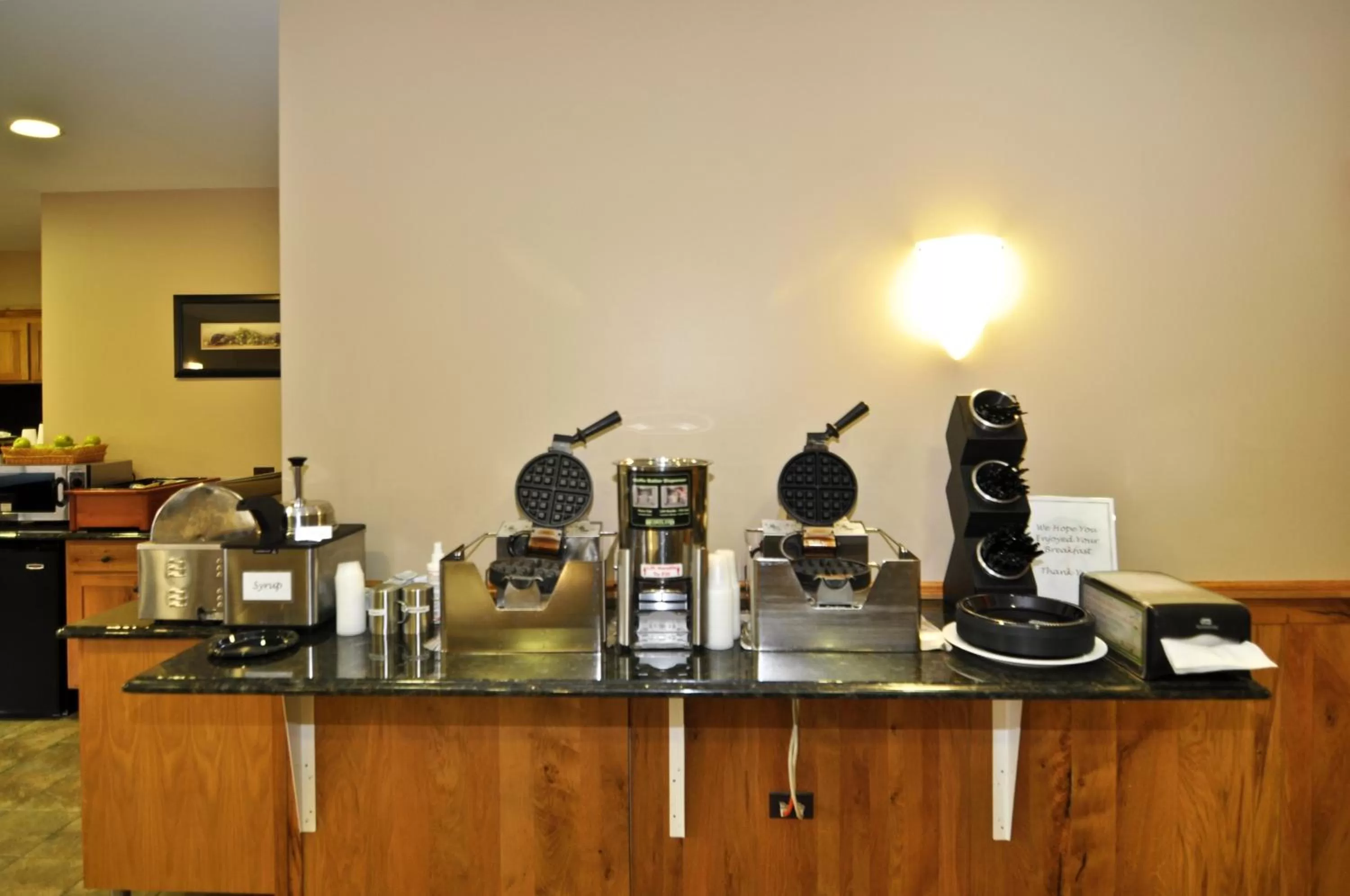 Restaurant/places to eat in Montcler Hotel & Conference Center, Trademark by Wyndham