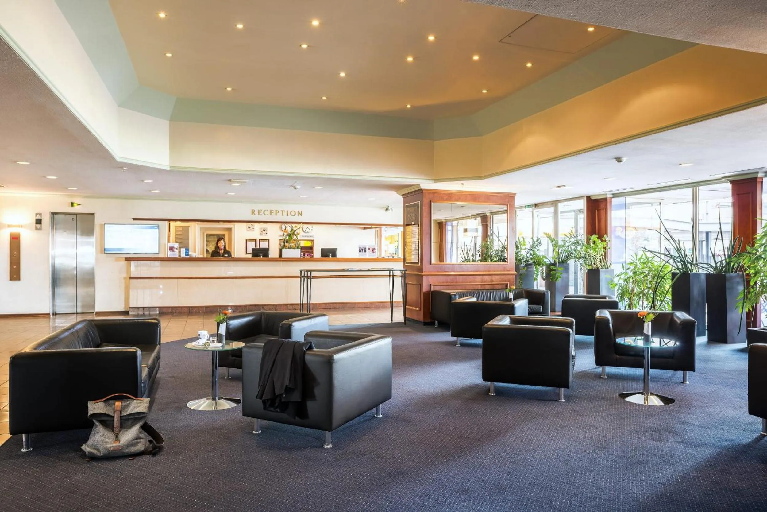 Lobby or reception in Leoso Hotel Ludwigshafen