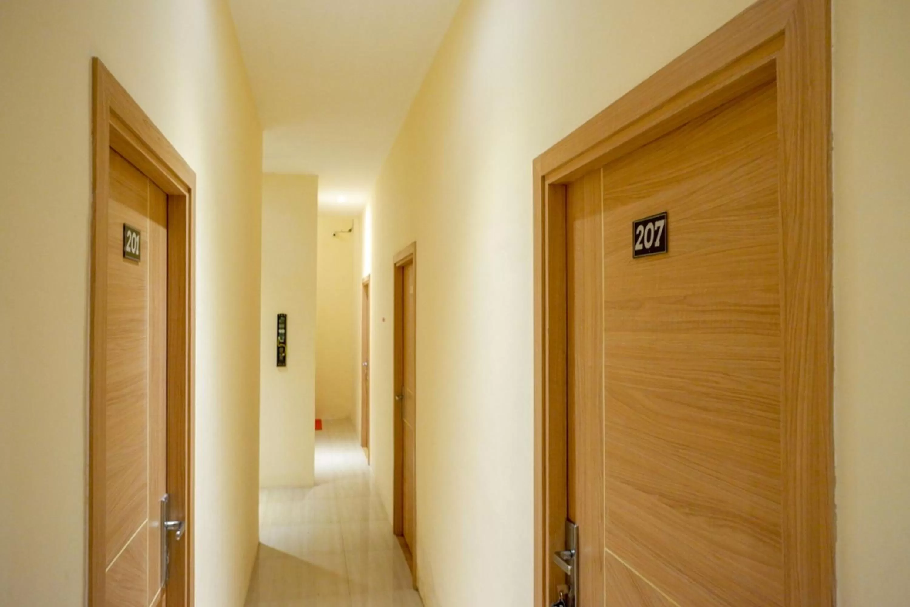 Property building in RedDoorz Plus @ Losari Makassar