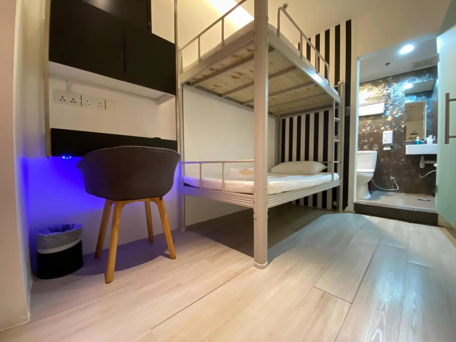 Standard Twin Room in Hotel Calmo Chinatown