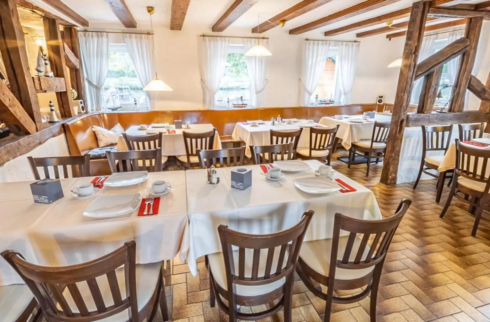 Restaurant/places to eat in Hotel-Gasthof zum Ritter