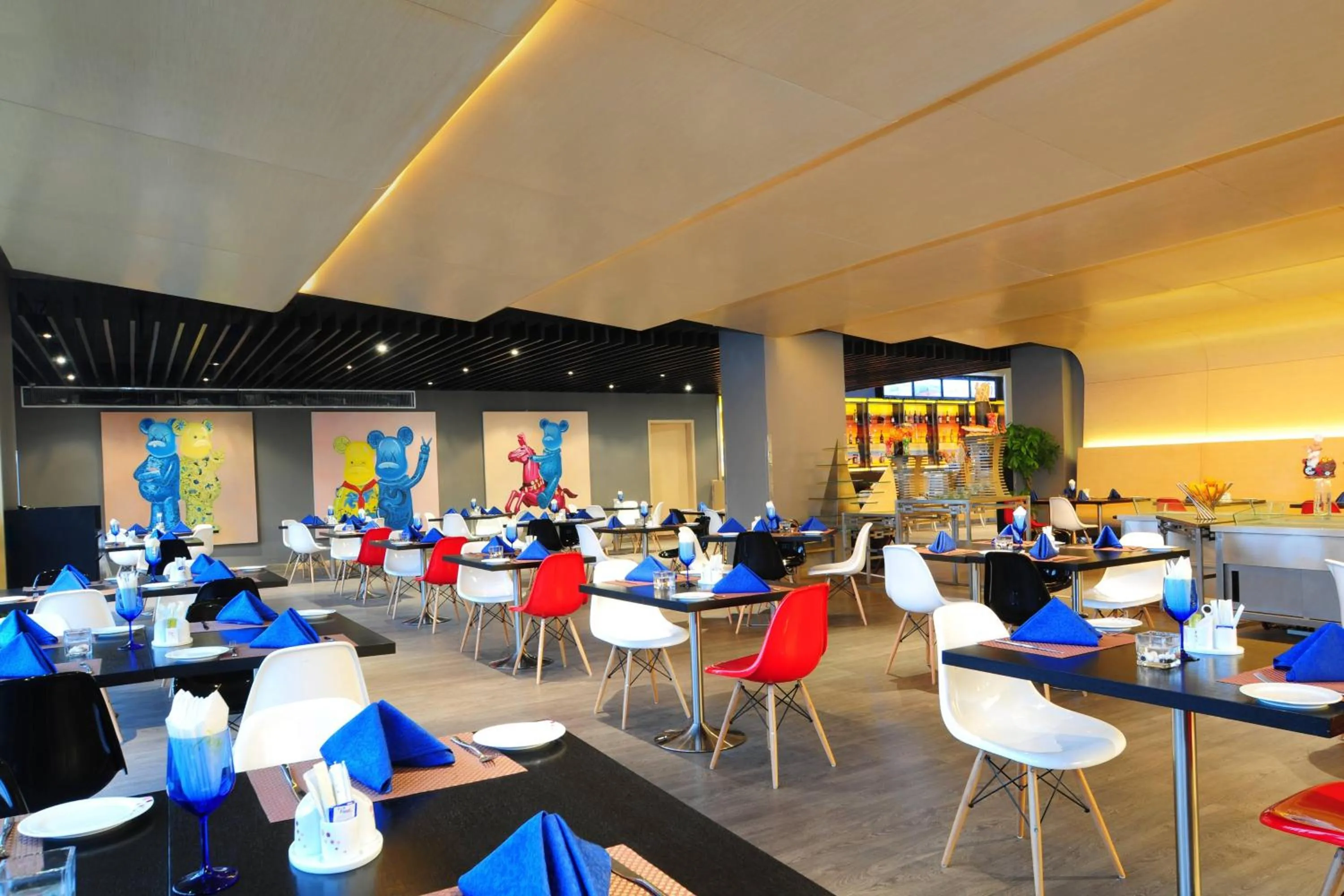Restaurant/places to eat in Aloft Zhengzhou Shangjie