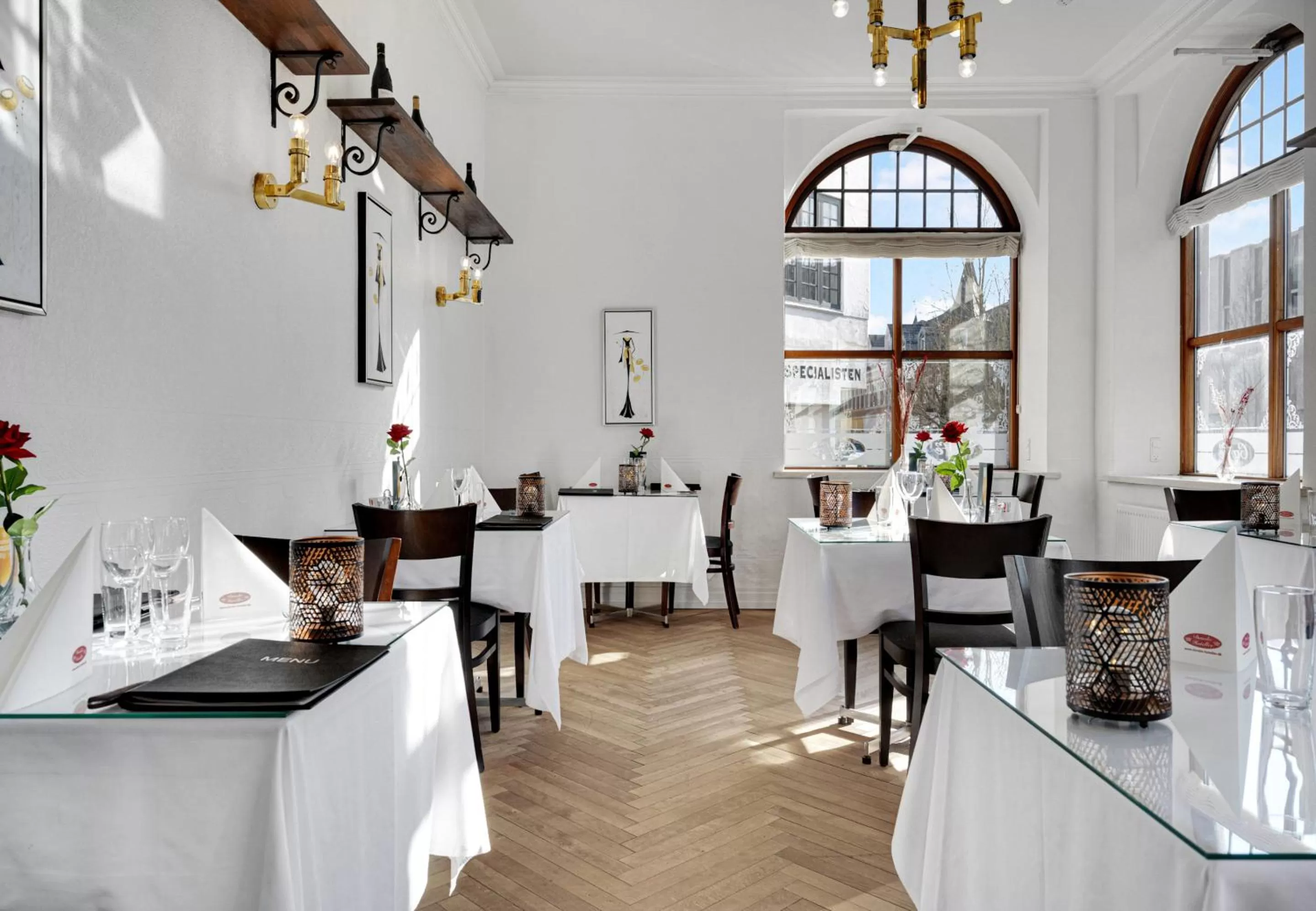 Restaurant/places to eat in Hotel Phønix Brønderslev