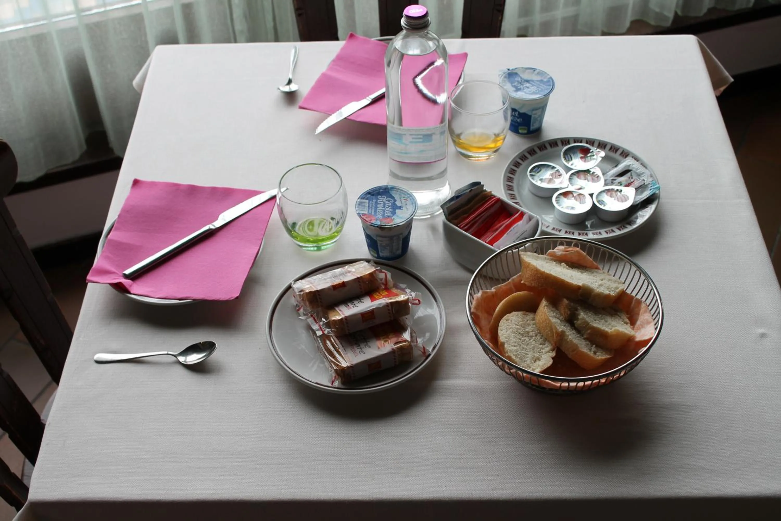 Breakfast in Hotel O'Scugnizzo 2