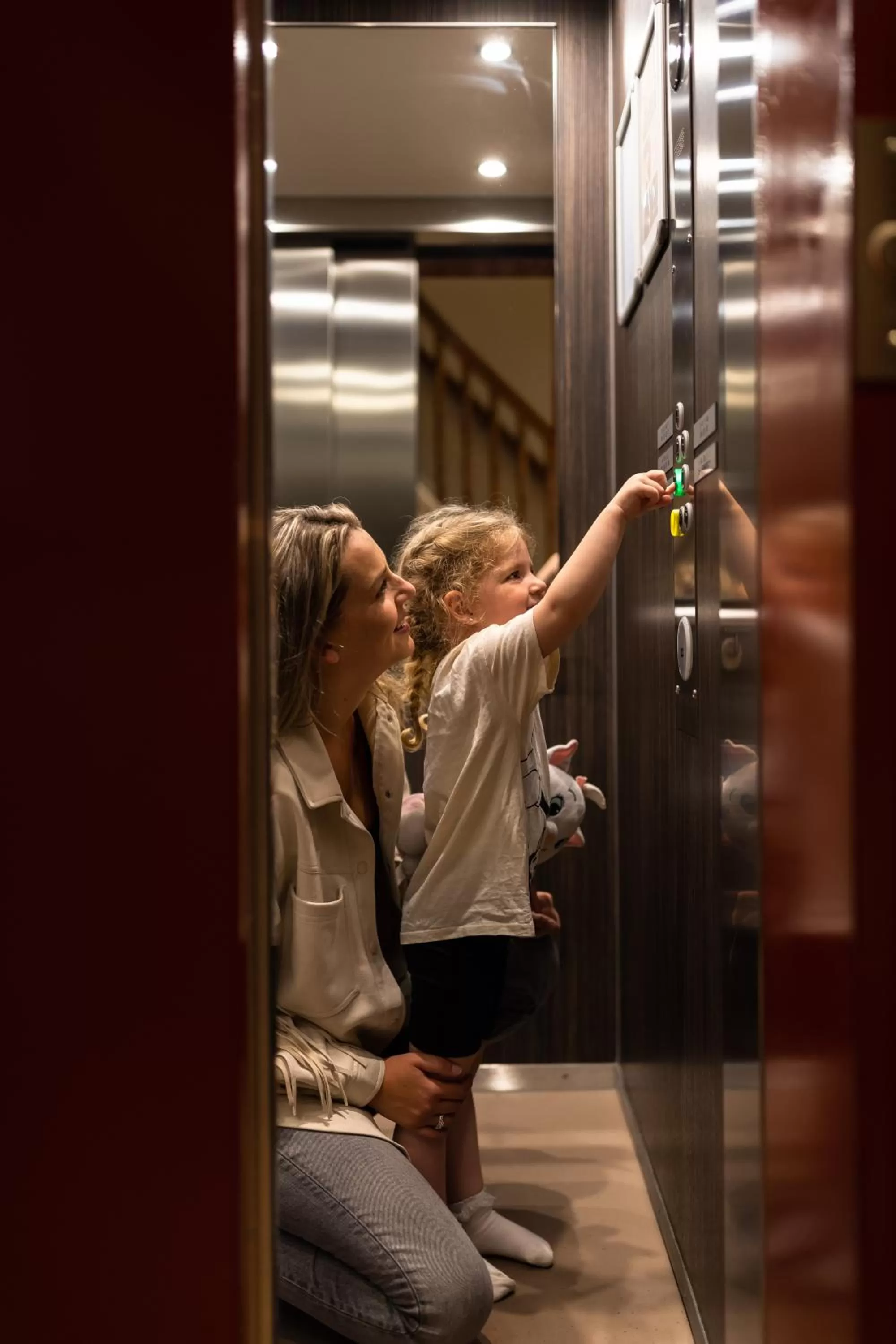 People in Hotel Aalders